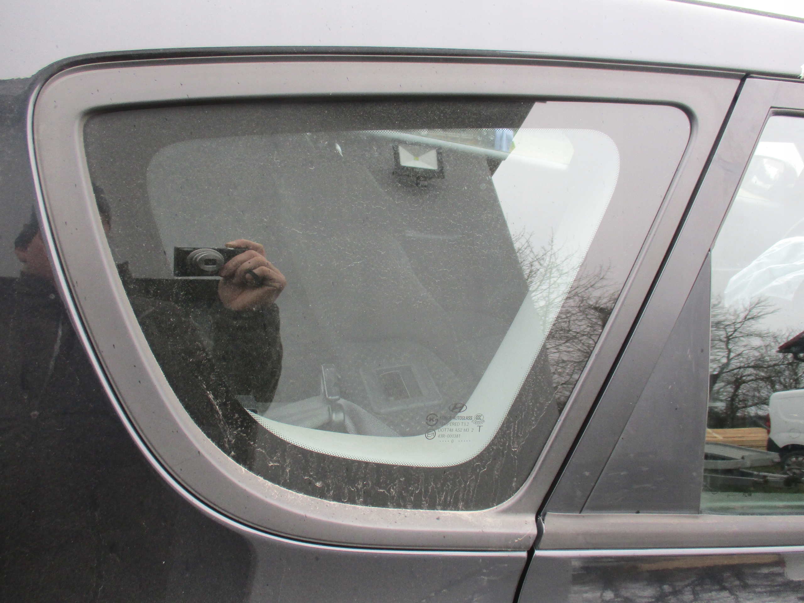 SZYBA KAROSERYJNA PRAWA TYŁ HYUNDAI I30 10R KOMBI