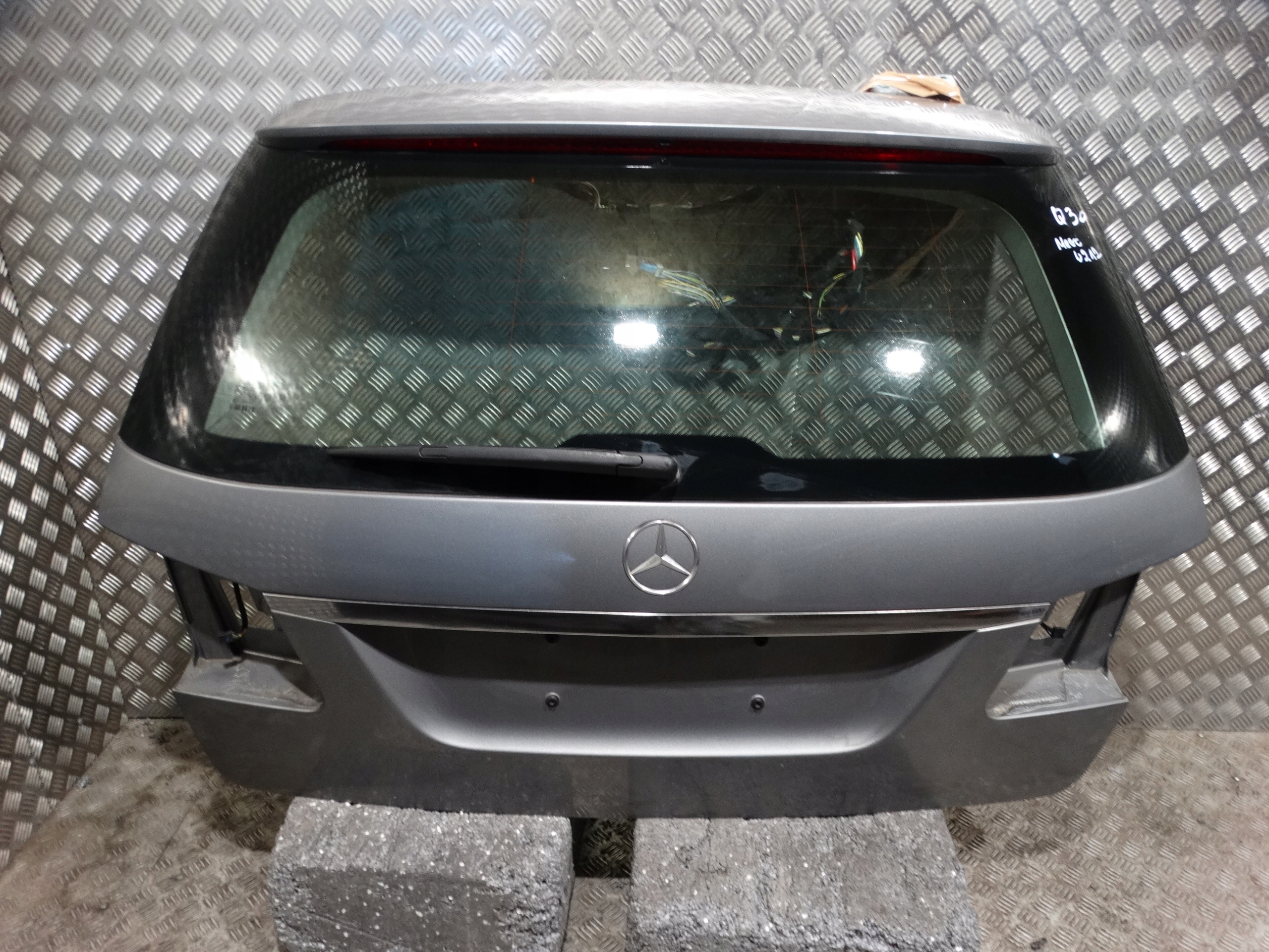 IDEALNA boot doors MERCEDES W212 COMBI 11r. 1