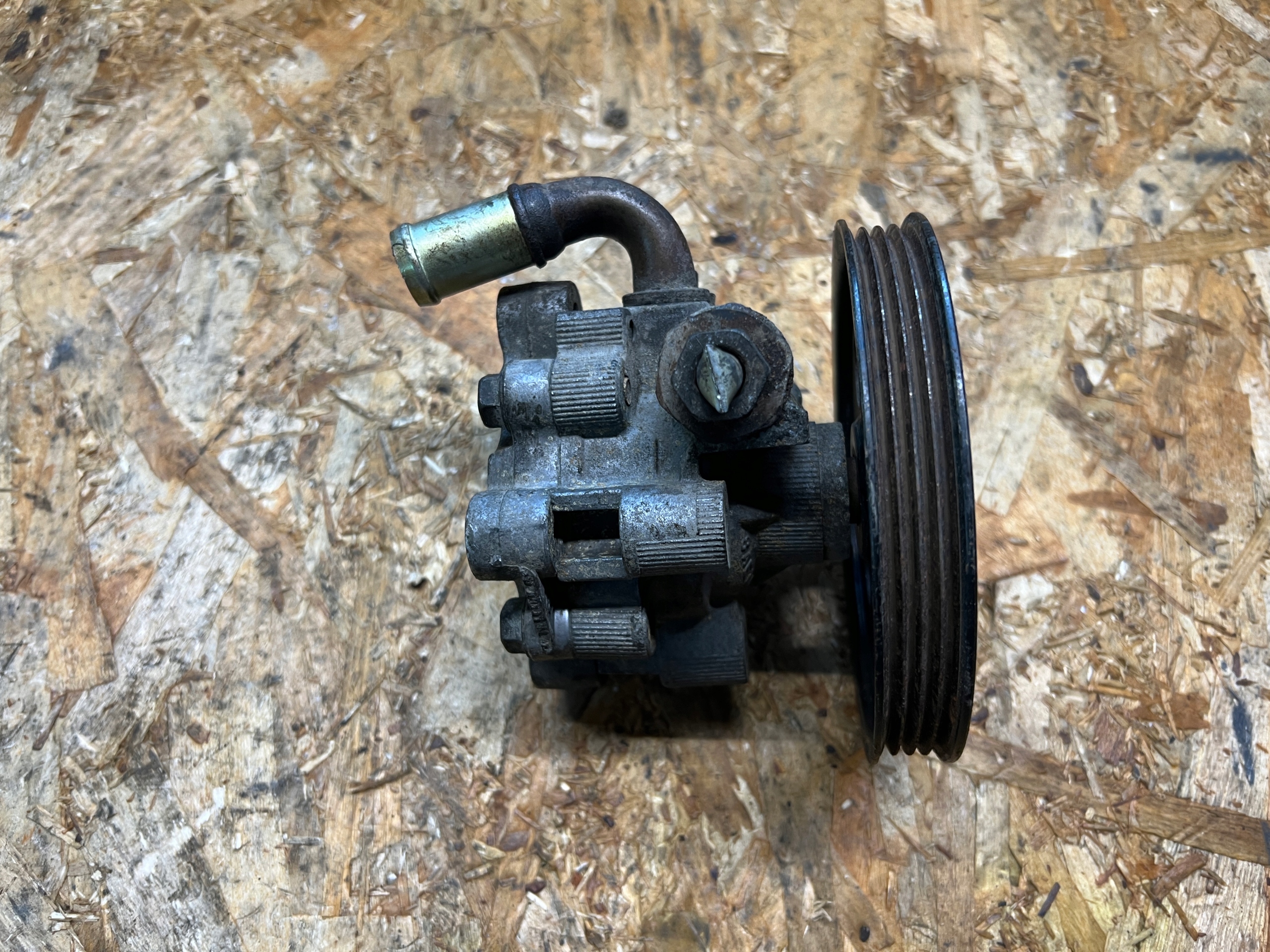 servo pump CHRYSLER VOYAGER IV 2.8 CRD
