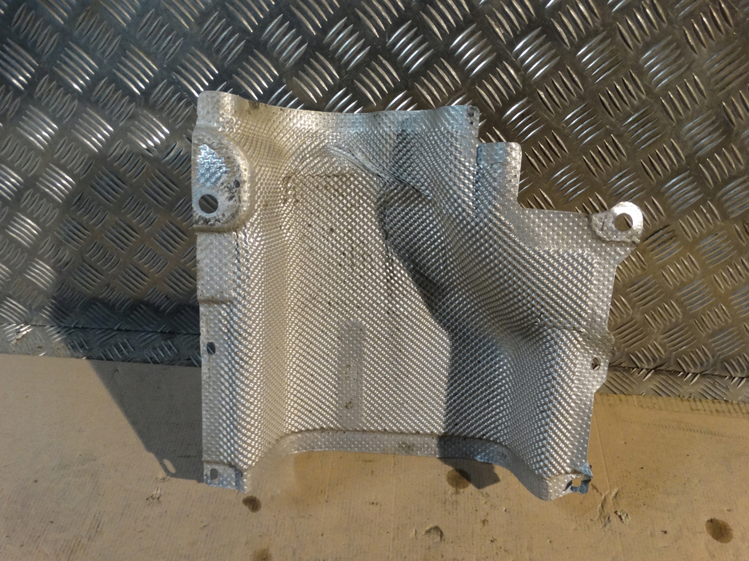 IDEALNA cover TERMICZNA chassis MERCEDES W222 1