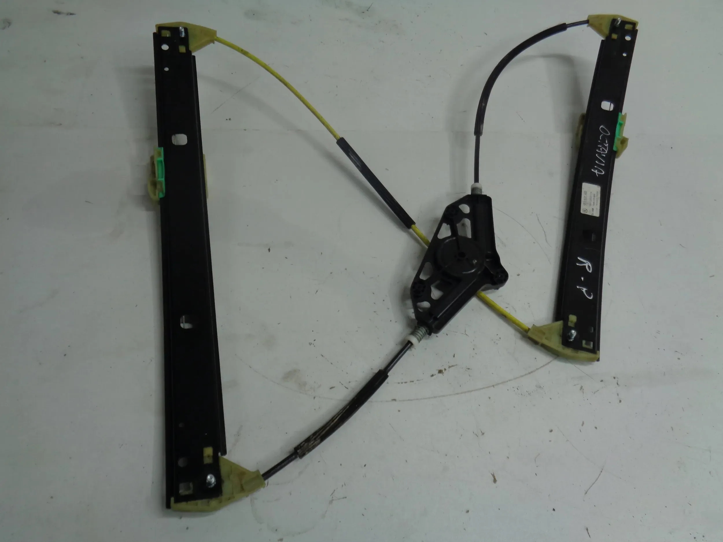 SKODA OCTAVIA III window regulator front right 5E0837462