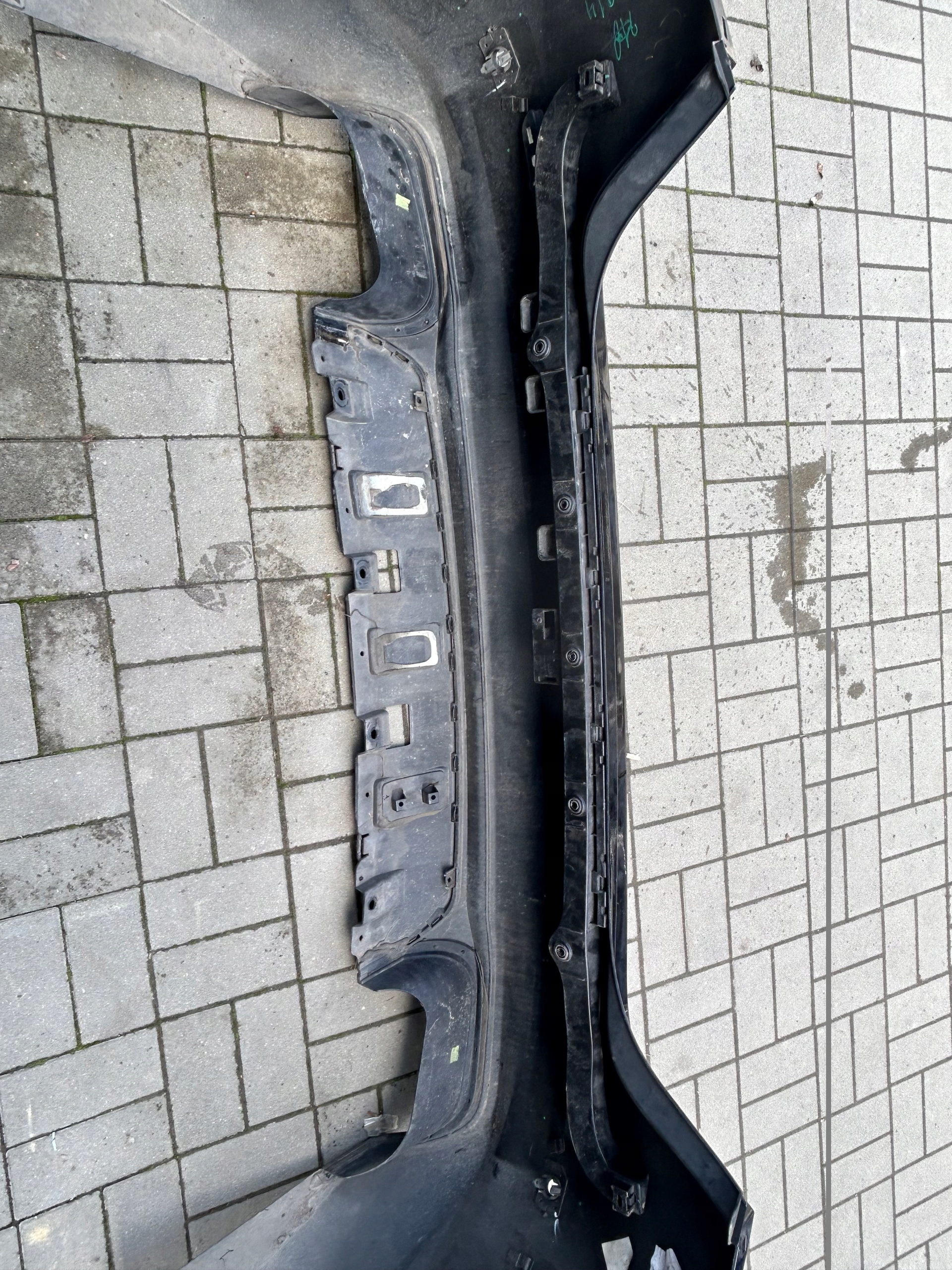 Maserati Ghibli bumper rear part rear trunk door 2013- PDC