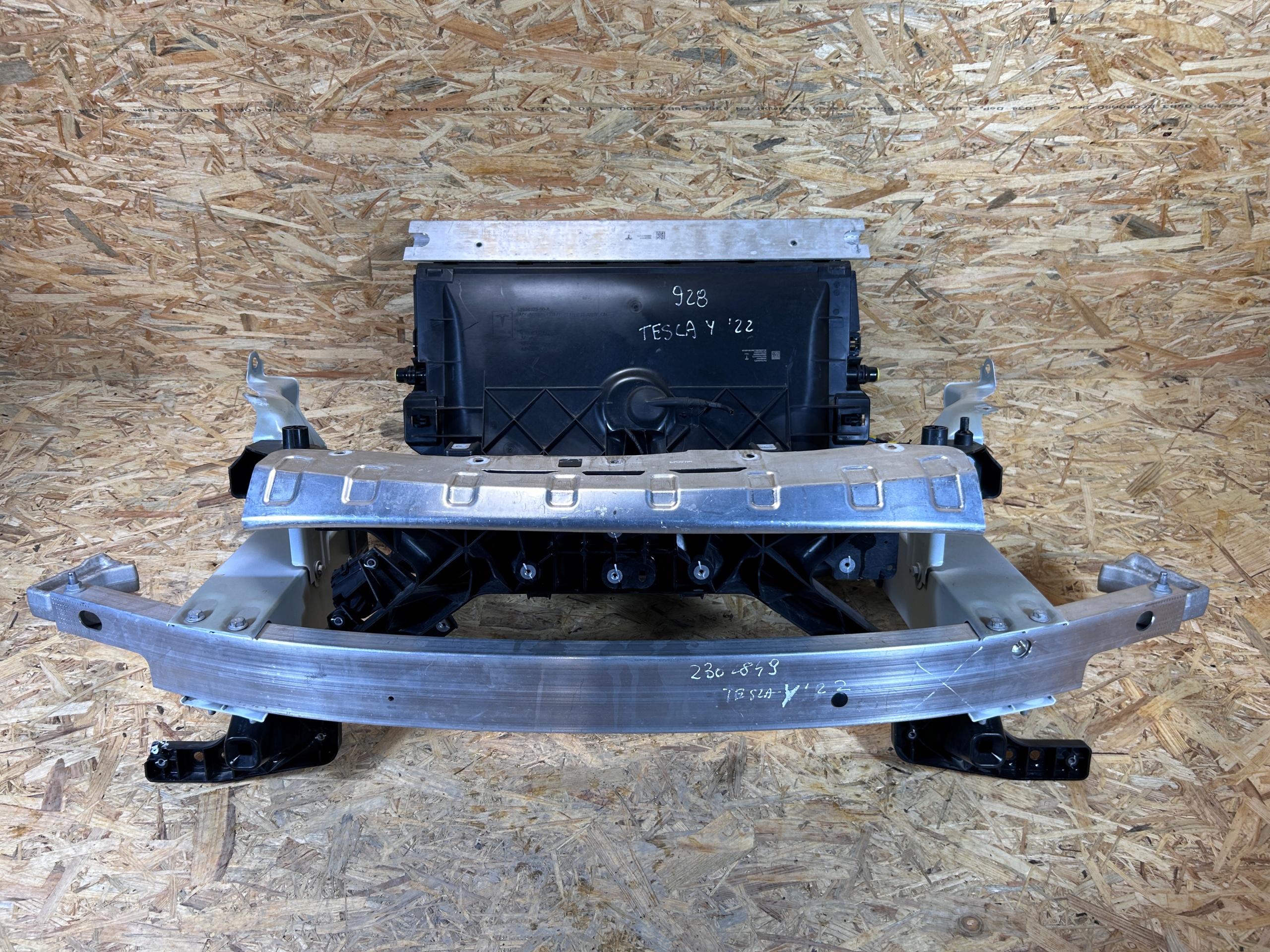 PAS PRZEDNI WZMOCNIENIE BELKA CHŁODNICE TESLA MODEL Y 2020-