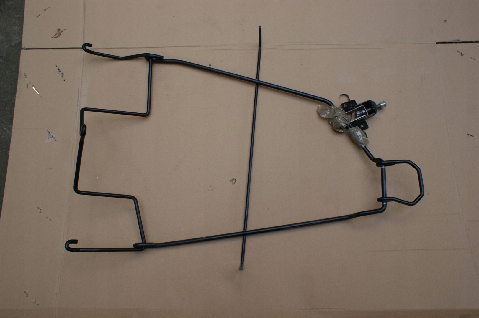 RENAULT KANGOO III WINDA KOŁA ZAPASOWEGO 2020R