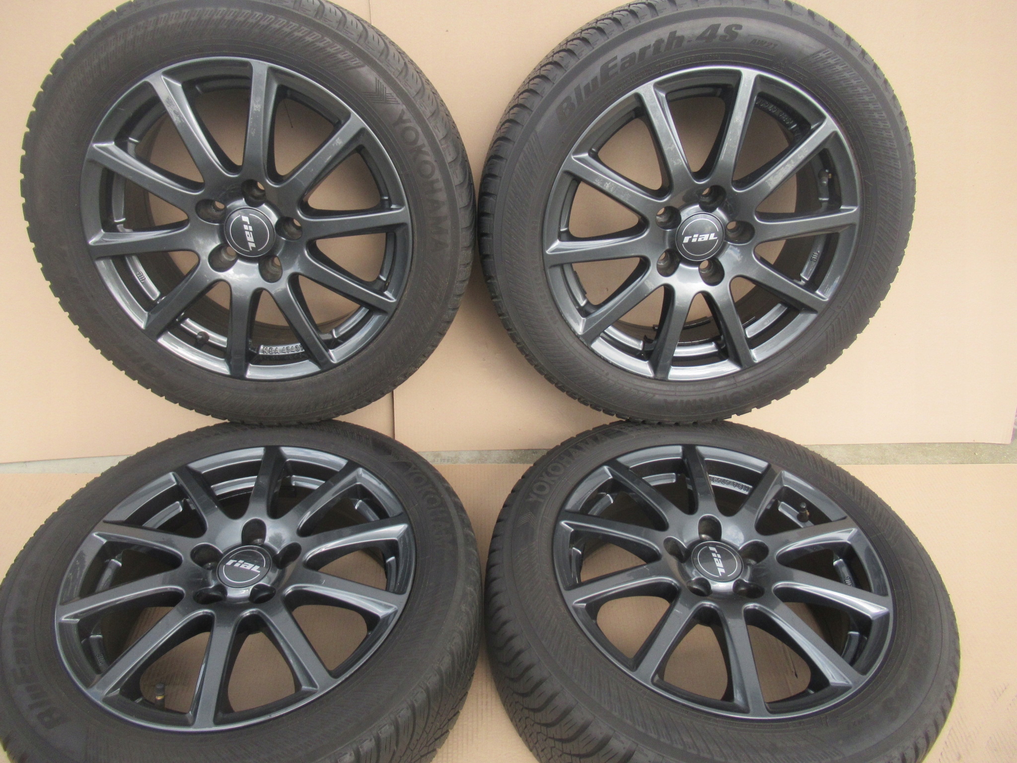 ALU+OPONY WIELOSEZON R16 SUZUKI SWIFT SPORT