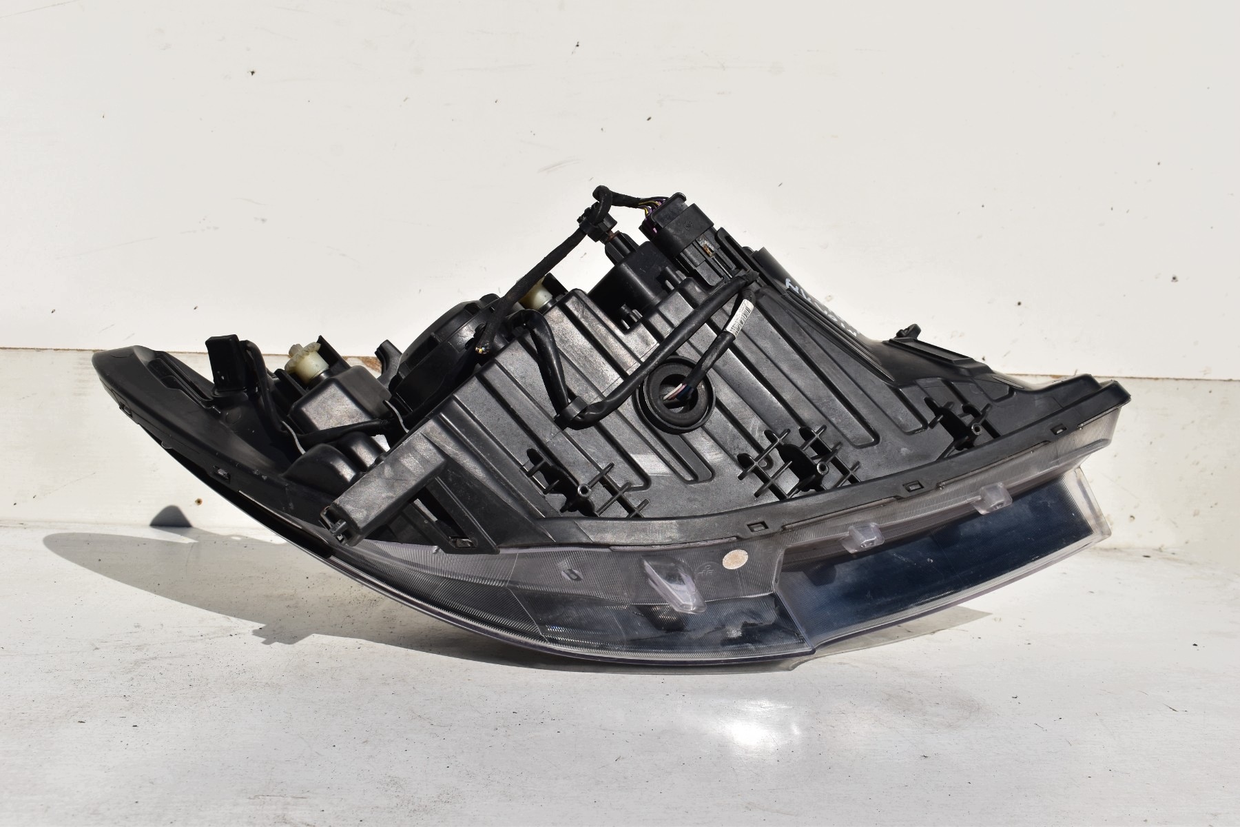 light left front OPEL MOKKA A pre facelift 2012-2016R 95440409 UK