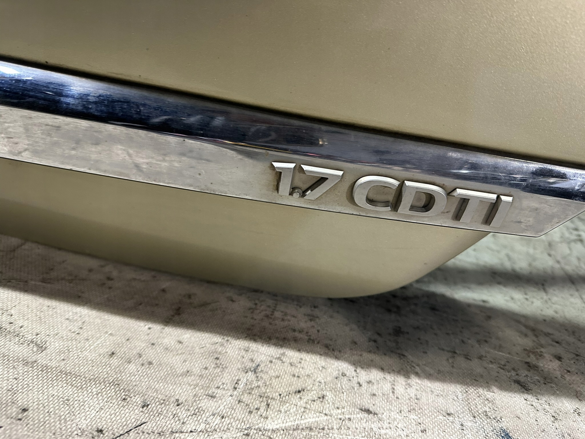 trunk door boot OPEL ASTRA H Z40H