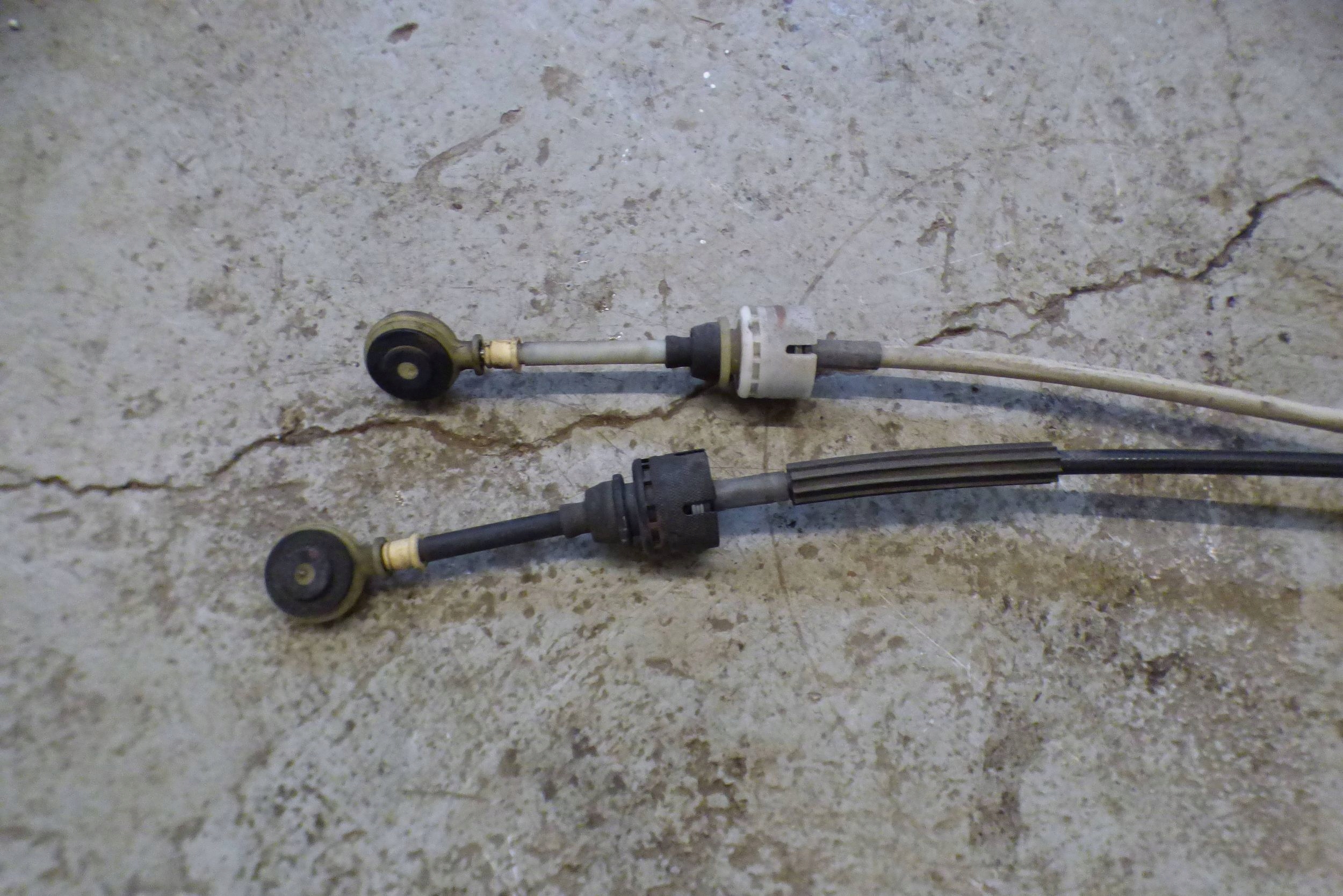 Bowdenzug Schalt getriebe 55486235 st.bdb Opel Astra K V