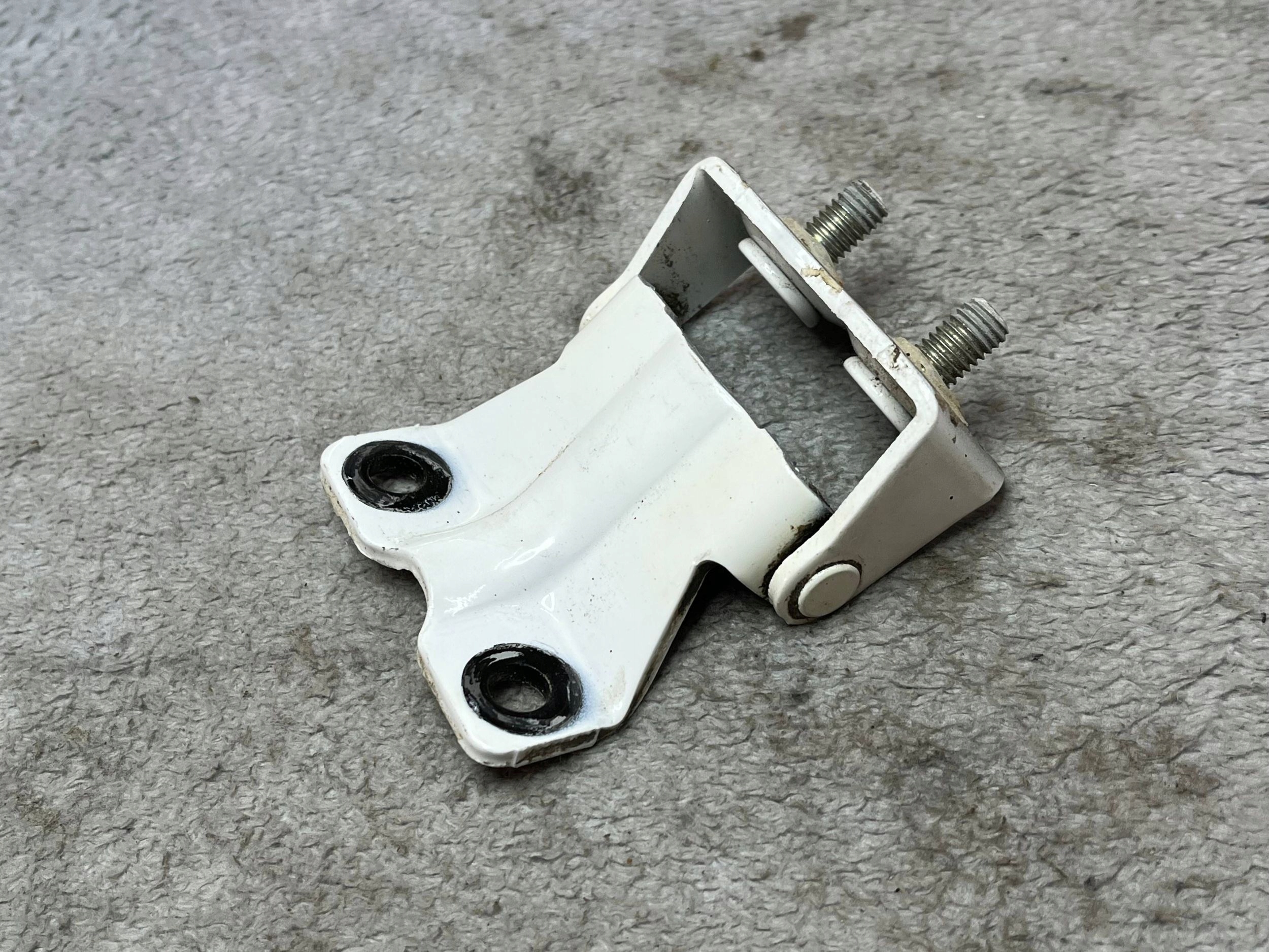 lock bonnet pickup Subaru Legacy 60870AG0009P