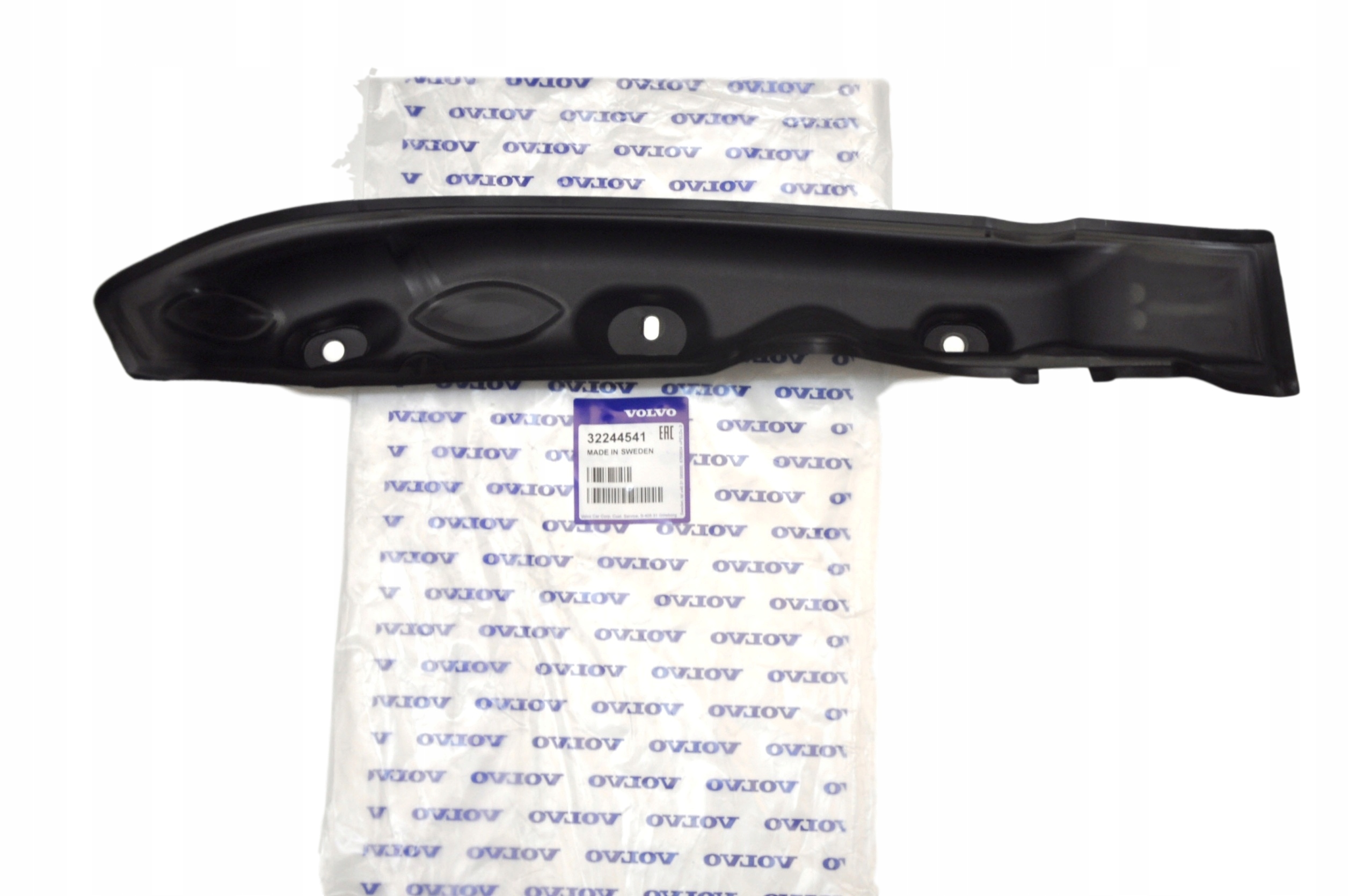 Volvo XC60 odhlučněná krytka předního pravého blatníku 32244541