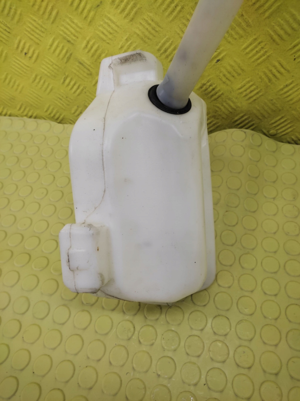 RENAULT KANGOO II 1.5 D washer fluid tank 8200431474