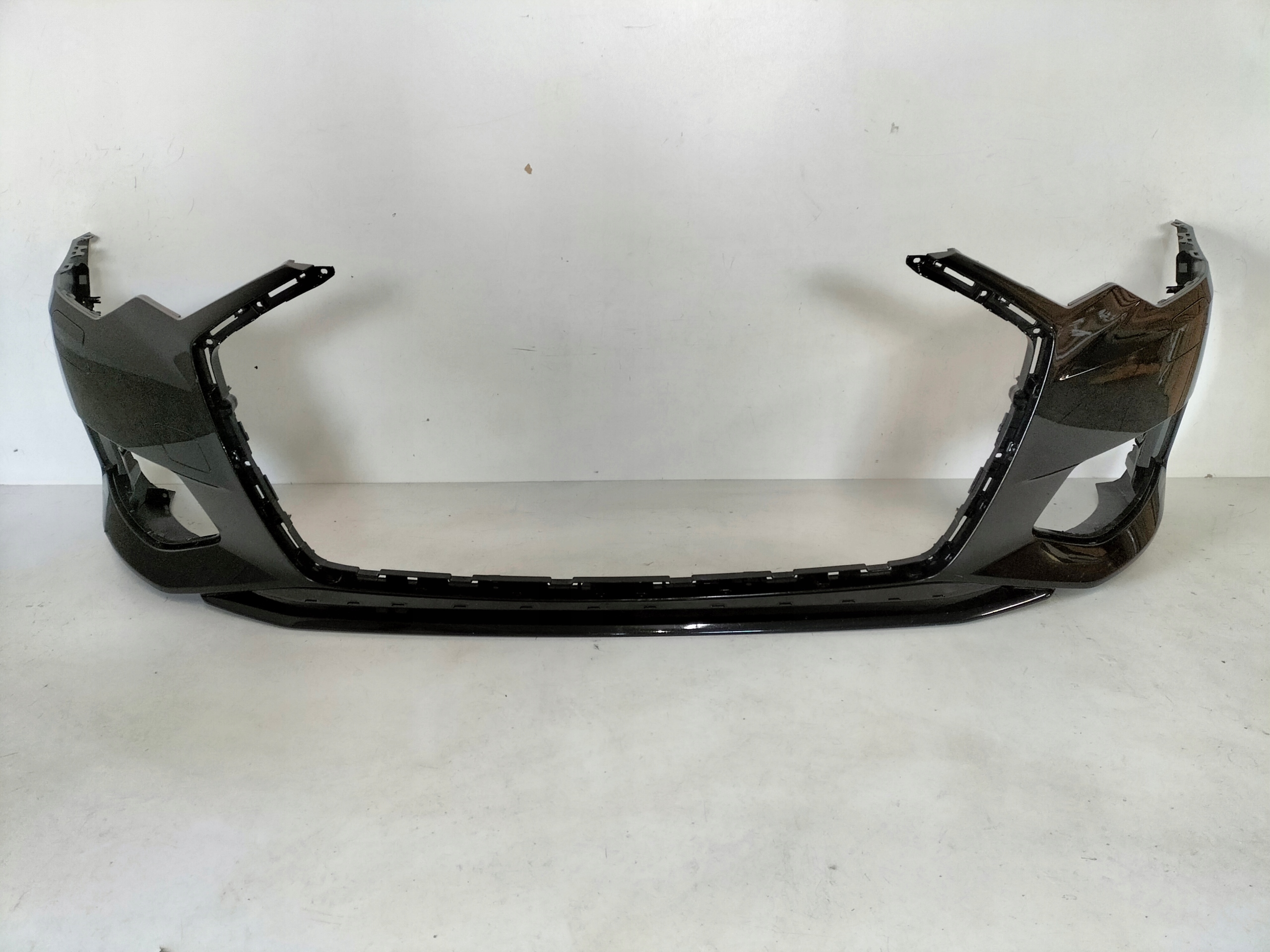 front bumper front AUDI A6 C8 18