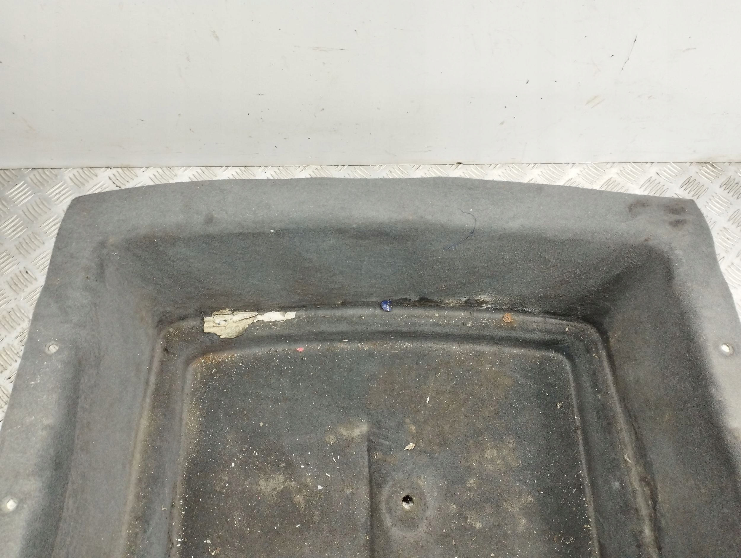 MASERATI QUATTROPORTE 2004 бардачок багажника