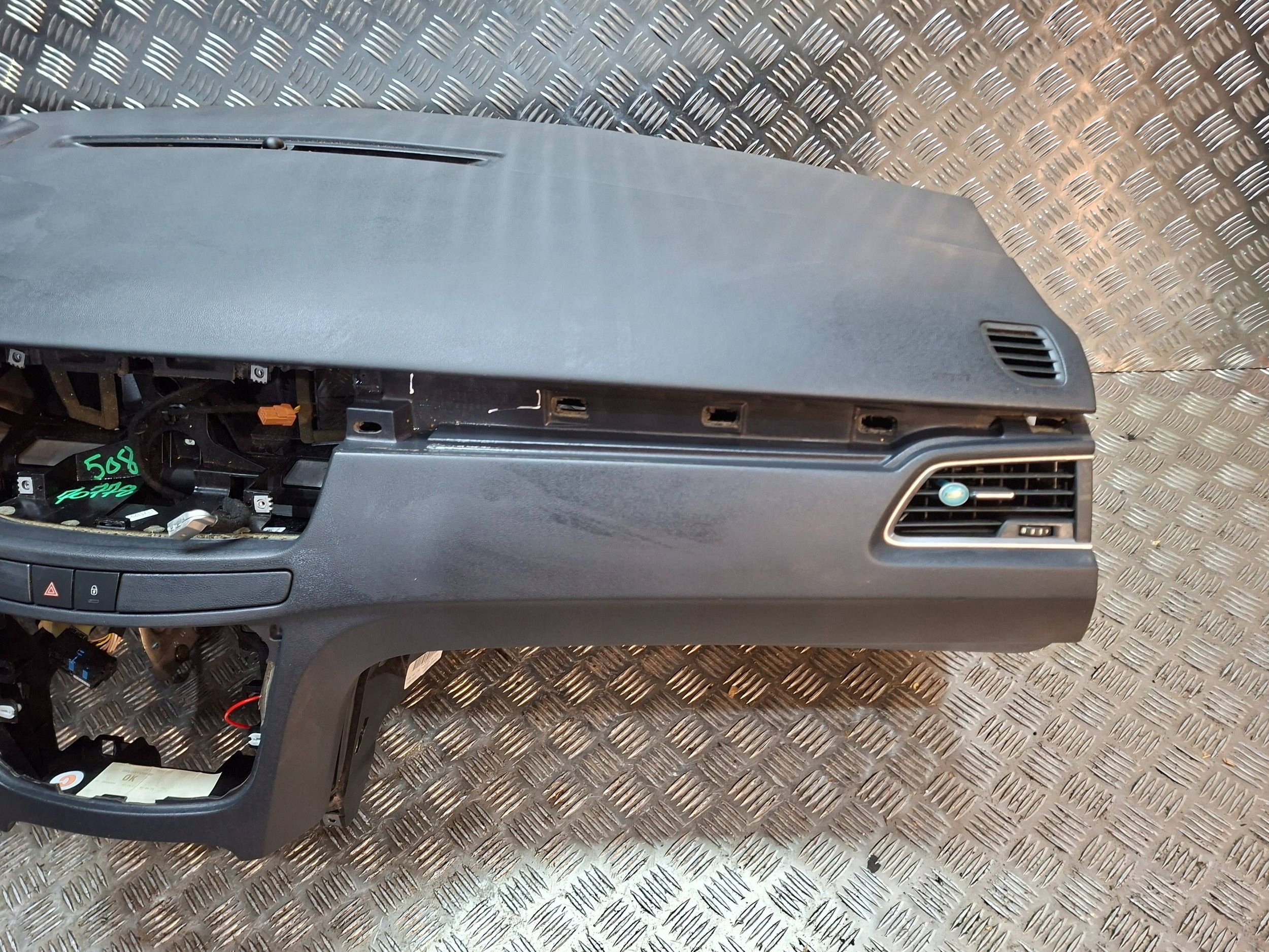 dashboard console HEAD UP PEUGEOT 508 2010