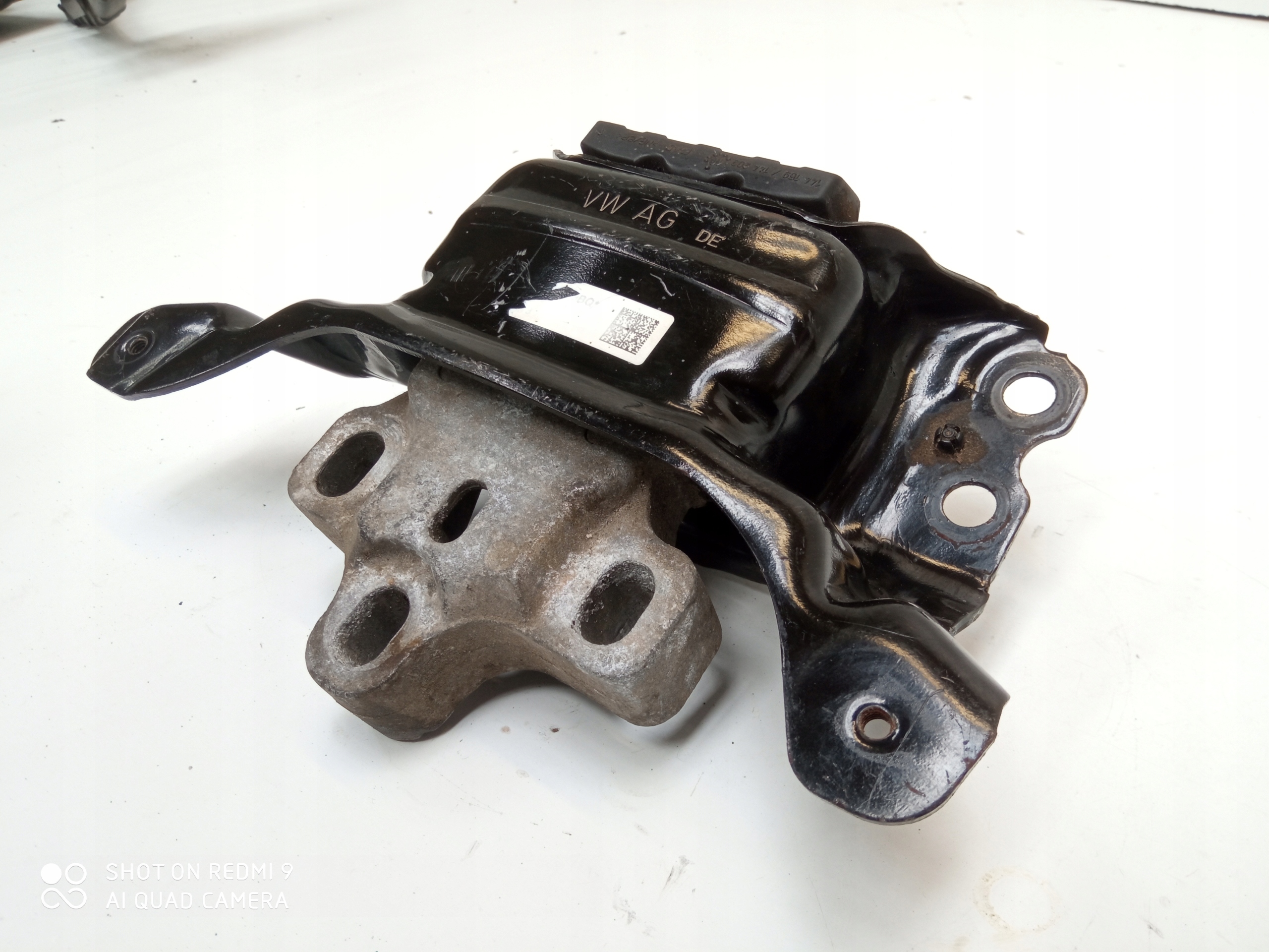 SEAT ATECA holder POUSZKA console gearboxes AUTOMAT