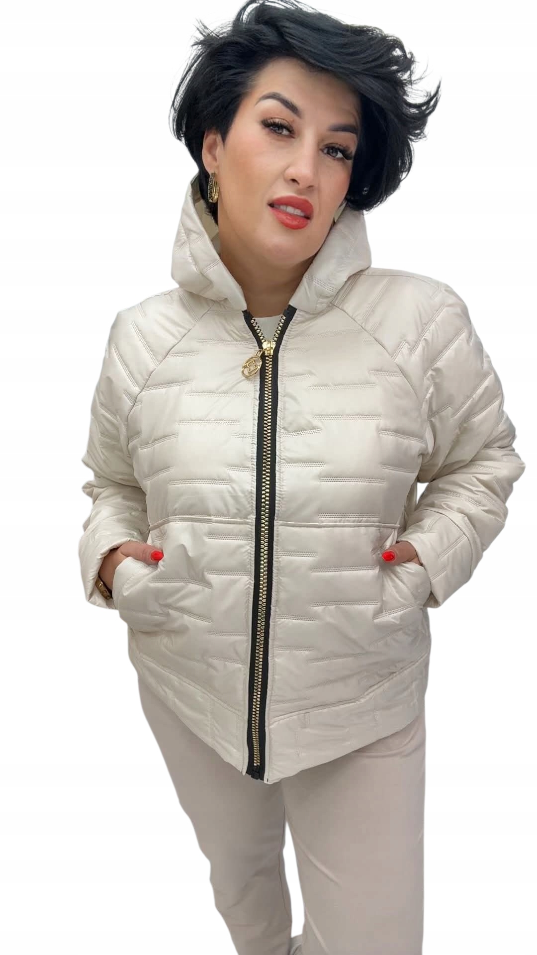 Lehká, prošívaná bunda s kapucí, velikost plus size, béžová barva Velikost 50/52