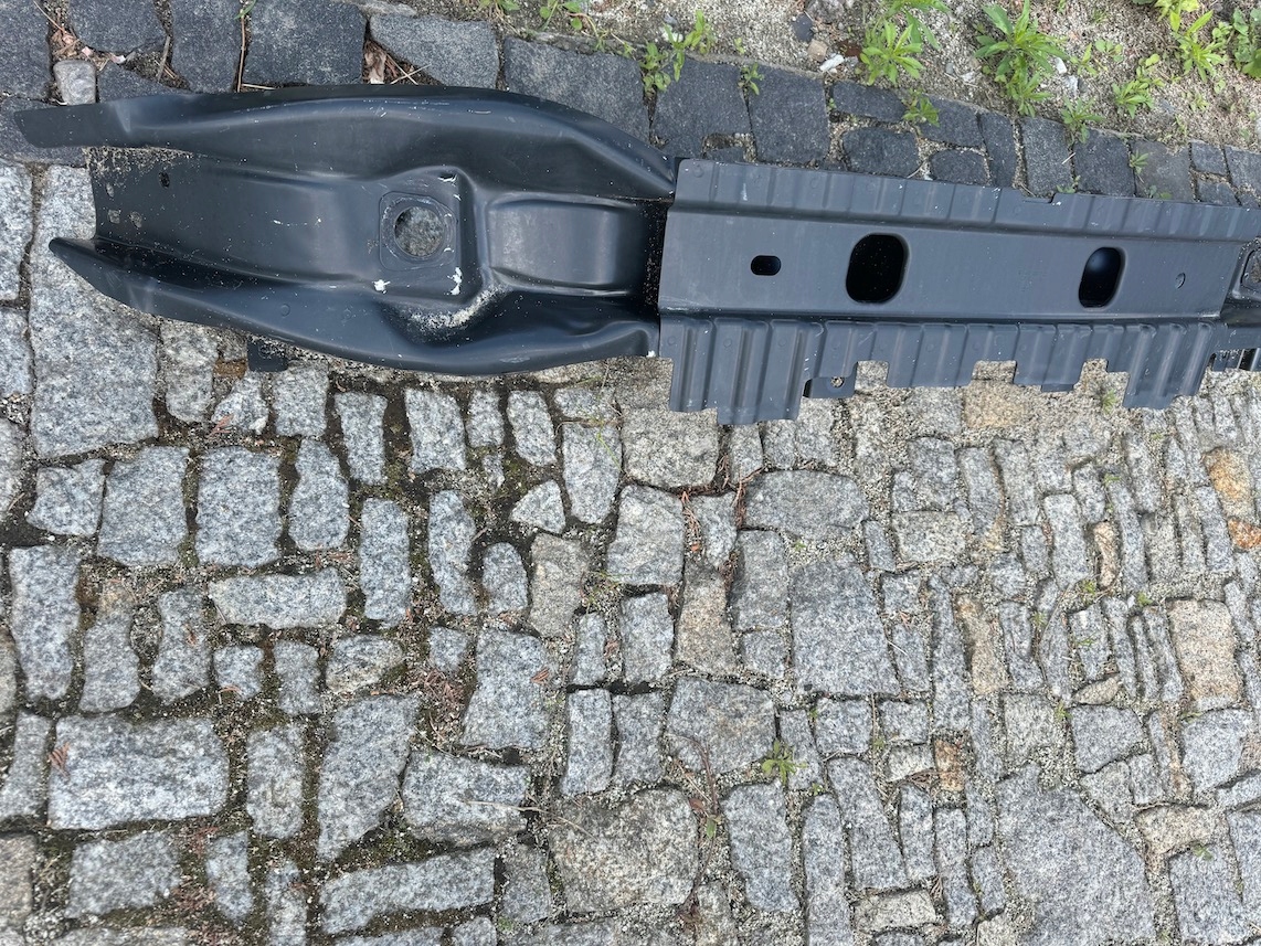 MERCEDES V-KLASA VITO 447 LIFT BELKA PRZEDNIA PRZÓD ORYGINAŁ 4476223700 Numer katalogowy części 4476223700