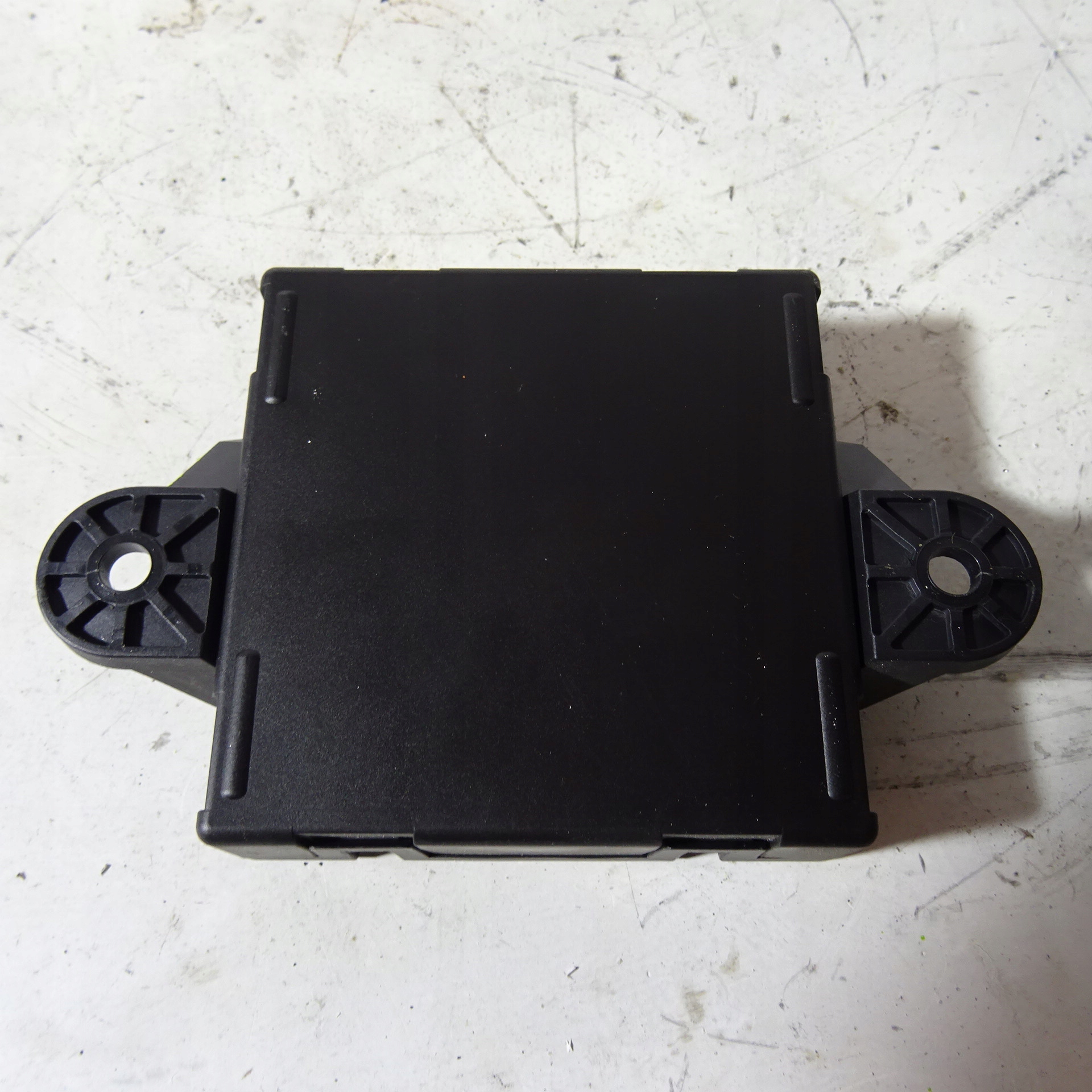 MERCEDES E S212 module door rear part left A2129008327