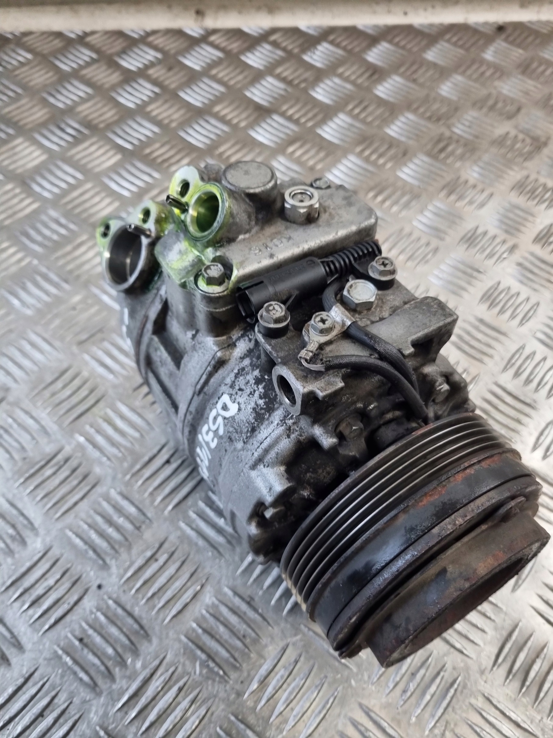 compressore climatizzatore aria condizionata BMW E39 520I