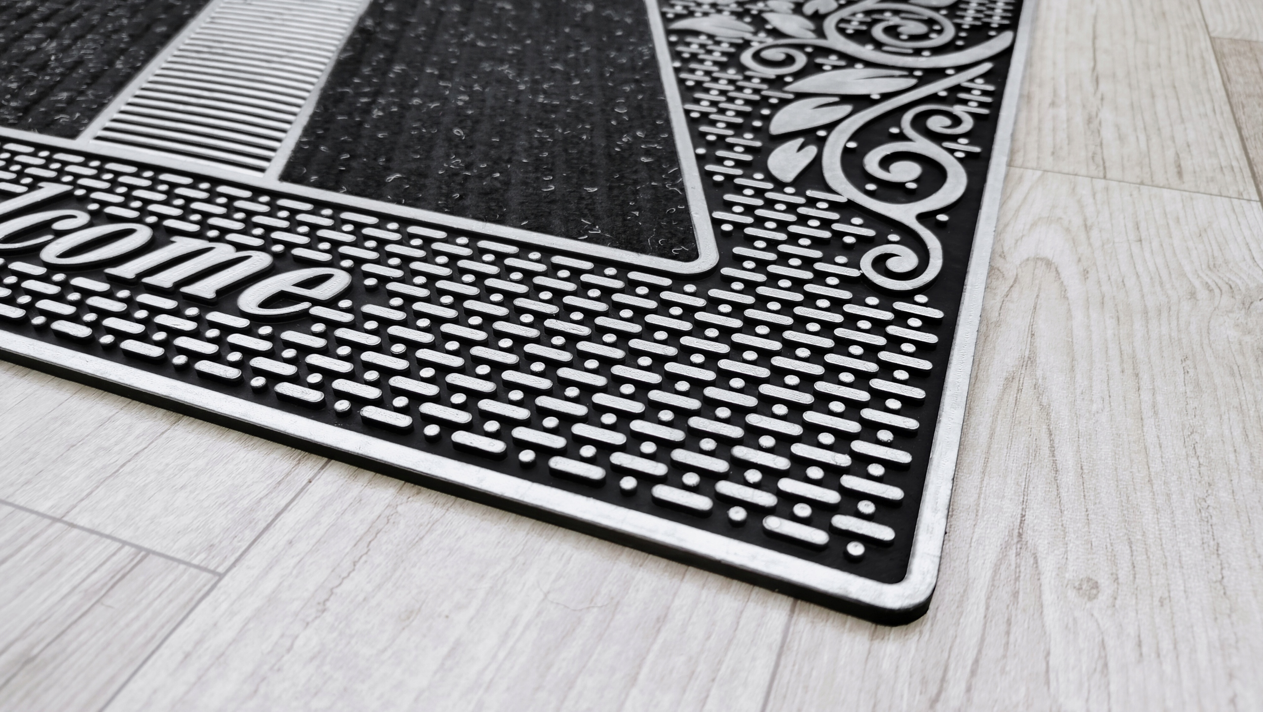 WYCIERACZKA WEJŚCIOWA ZEWNĘTRZNA MASYWNA DO BUTÓW Długość (cm) 70