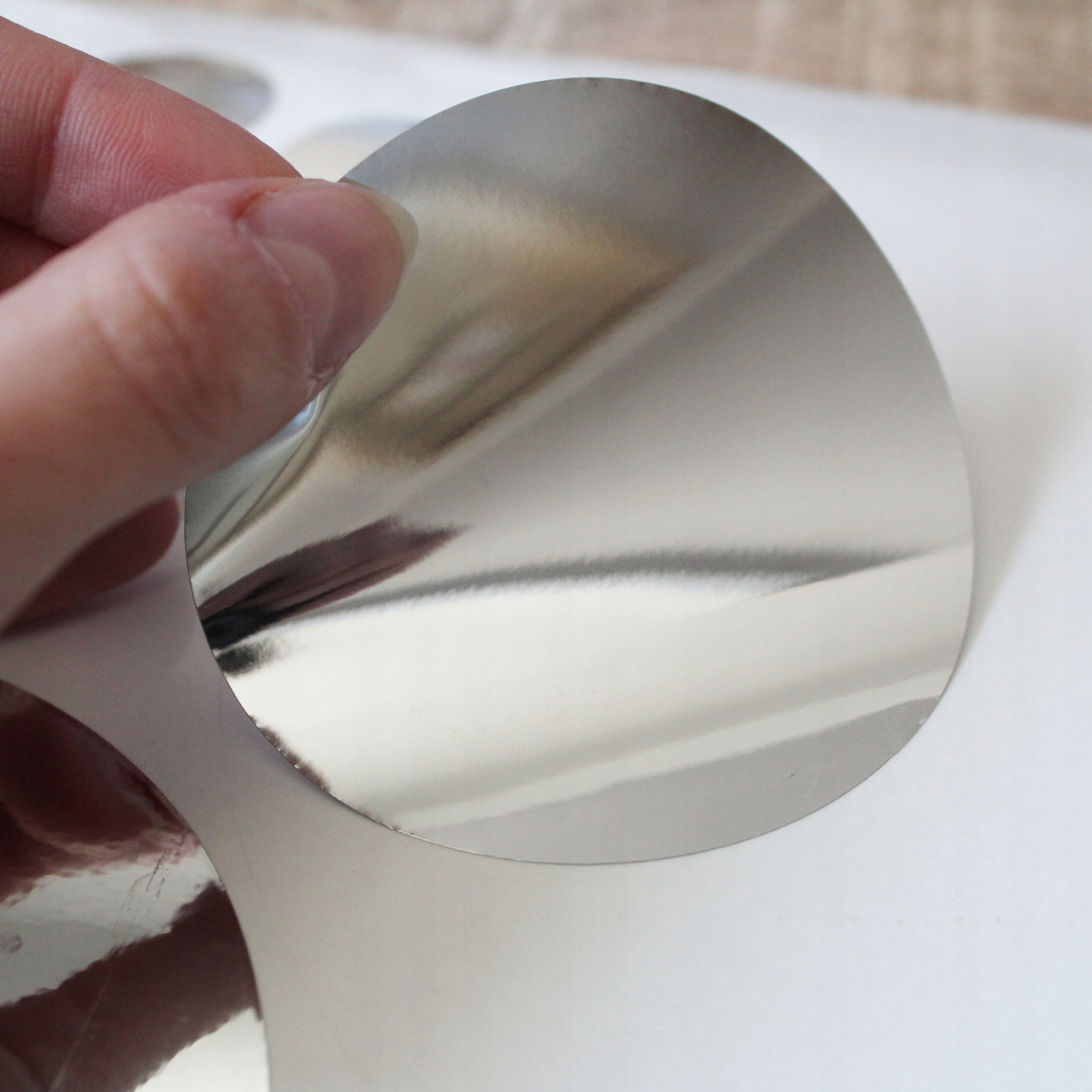 NAKLEJKI NA ŚCIANĘ LUSTRZANE KOŁA DECOR GLAMOUR Bohater Inny