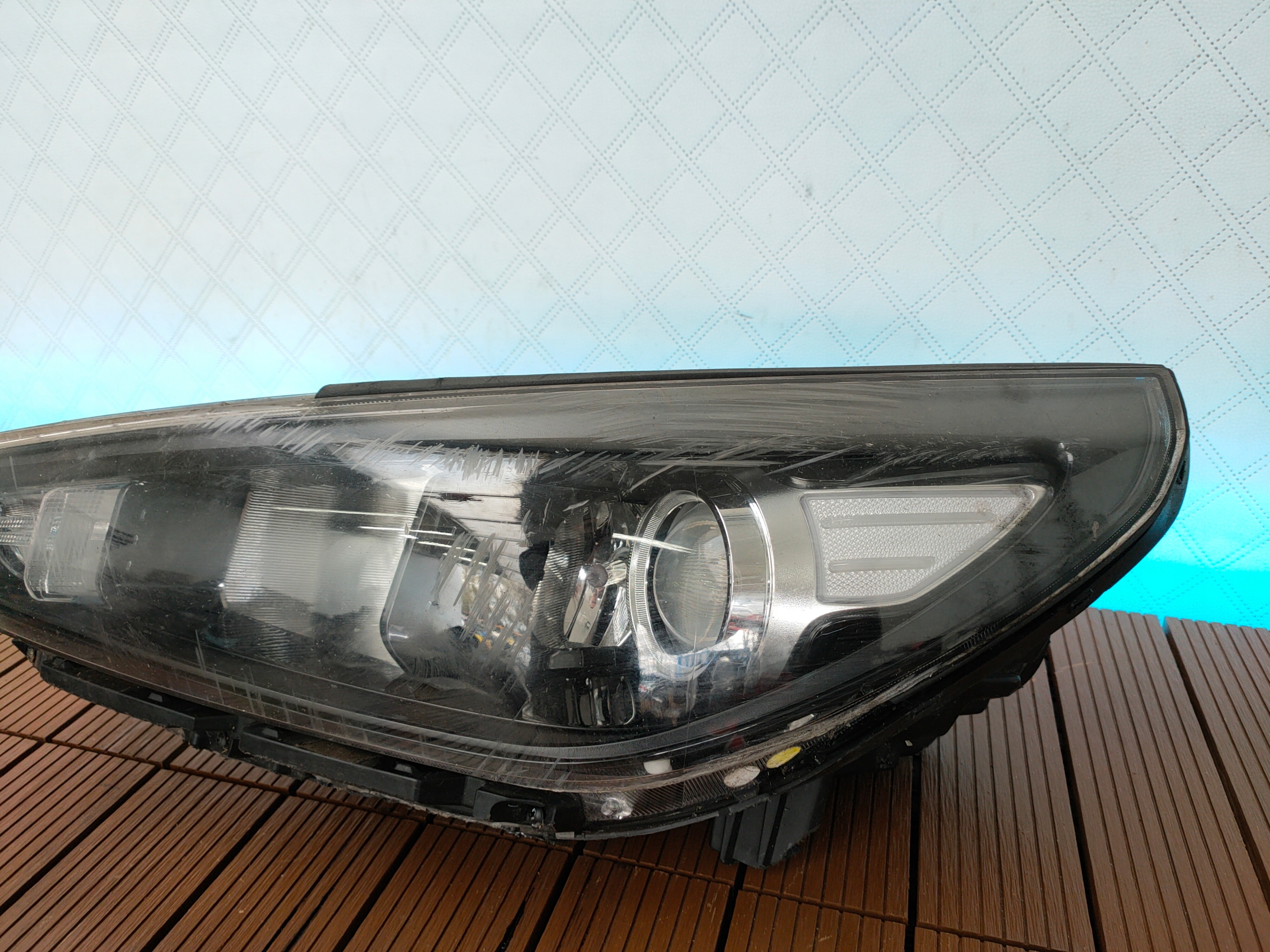 HYUNDAI i30 III 16-23 light front left front G4921-22010 EUROPA OE