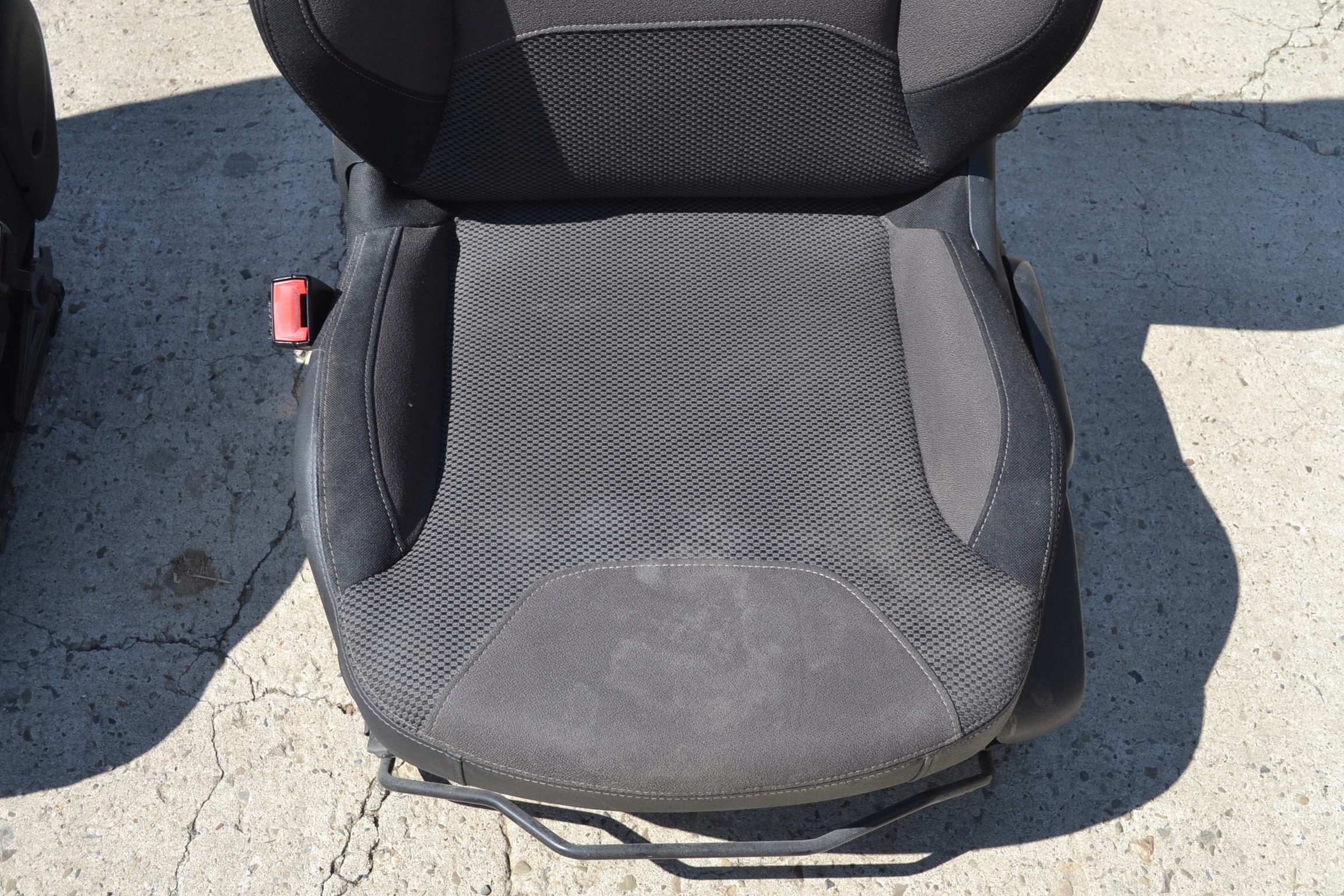 Citroen C3 II seat left or right front