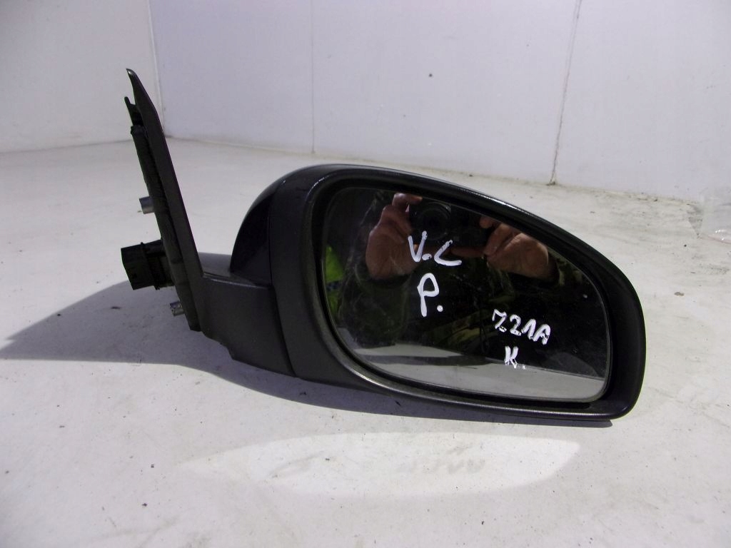 Opel Vectra C mirror right electrics Z21A