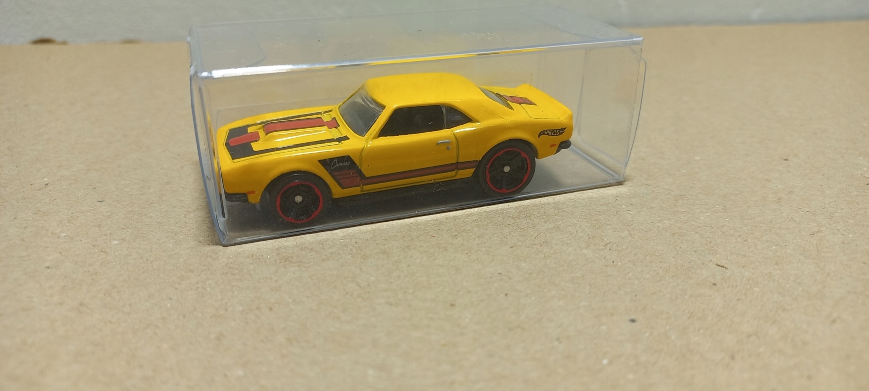 ミニカー HotWheels '68 COPO CAMARO Amazon.com: Hot Wheels '68 Copo