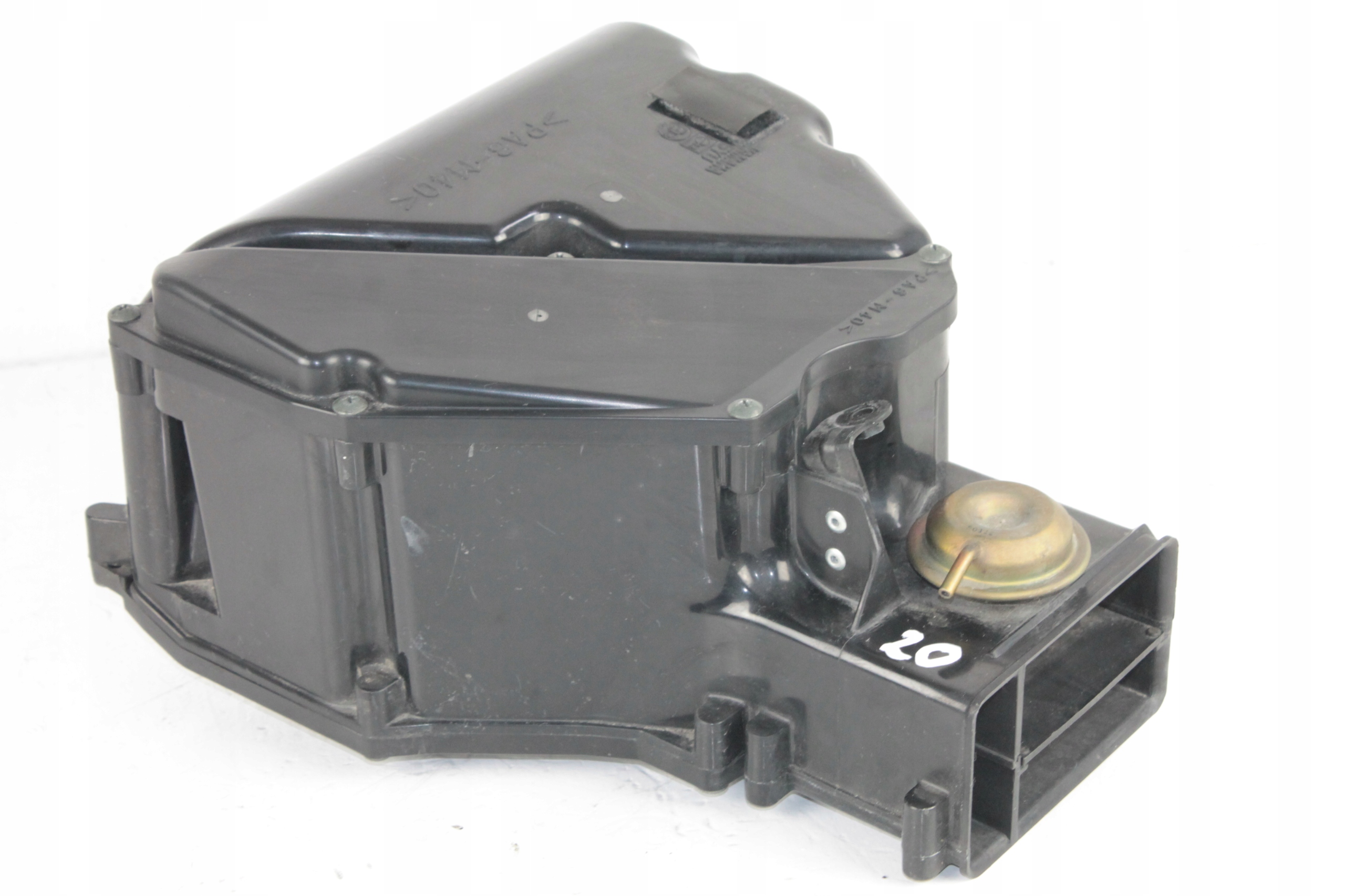 20 - YAMAHA MT01 MT-01 AIRBOX FILTER HOUSING