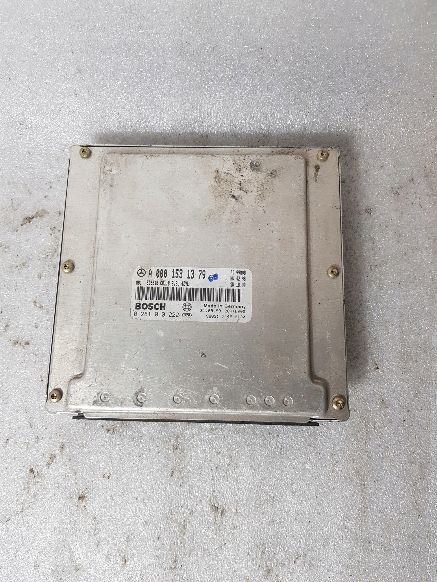 KOMPUTER SILNIKA MERCEDES W202 2.2 CDI A001531379