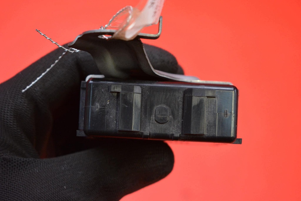 control unit module of wipers 85940-12230 TOYOTA COROLLA E21 18-25