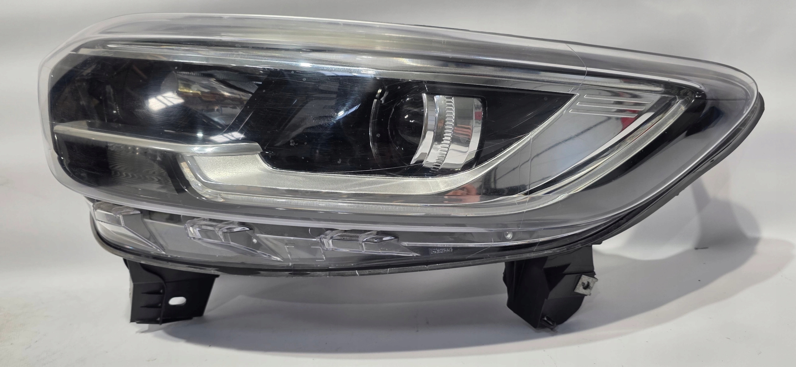 light left front LED RENAULT KADJAR original EUROPA 260600479R