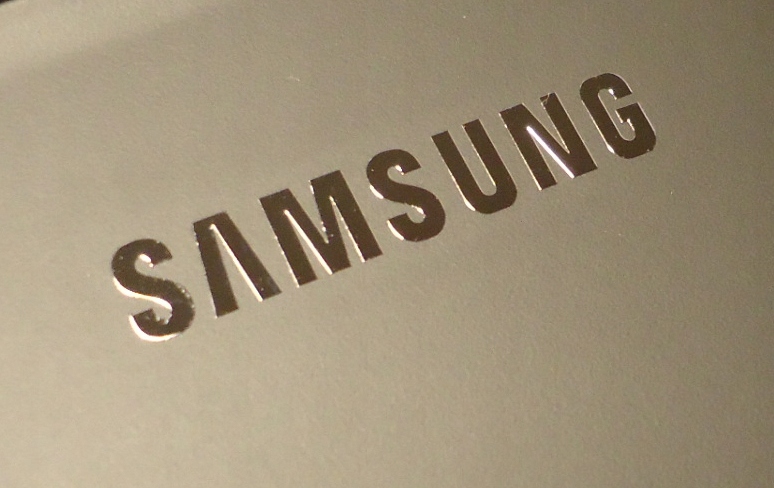 Naklejka SAMSUNG LOGO Metal Edition 30x4 mm 075b