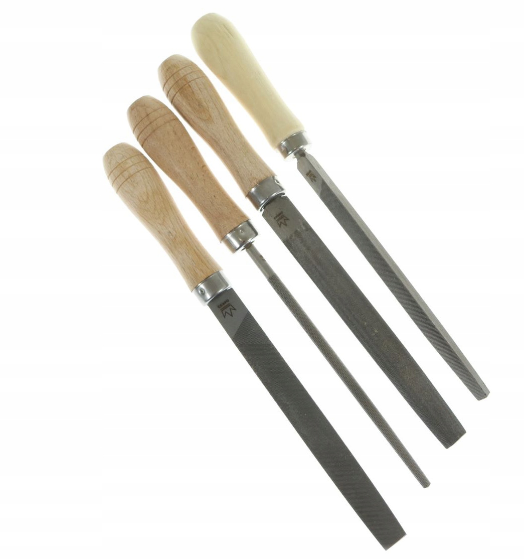 

Pilniki Do Metalu 150mm NR2 Zestaw 4szt Z Rączkami