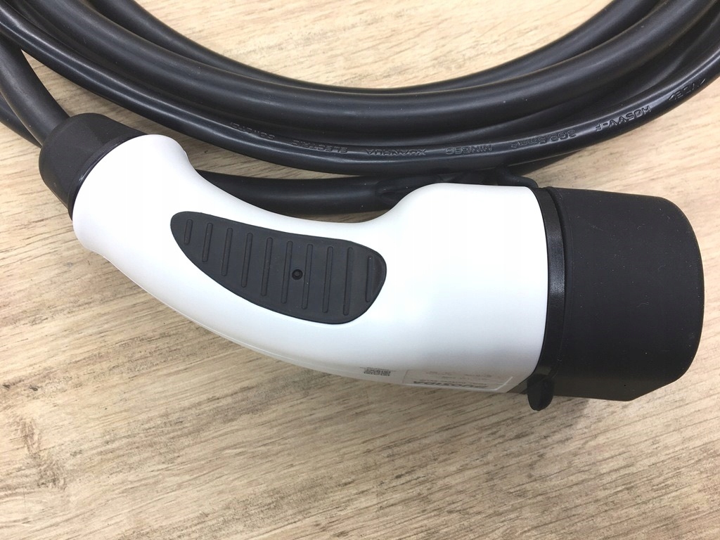 Ladowarka 16A 230V EUROPEJSKA Typ 2 Kabel 5m Connector type Type 2