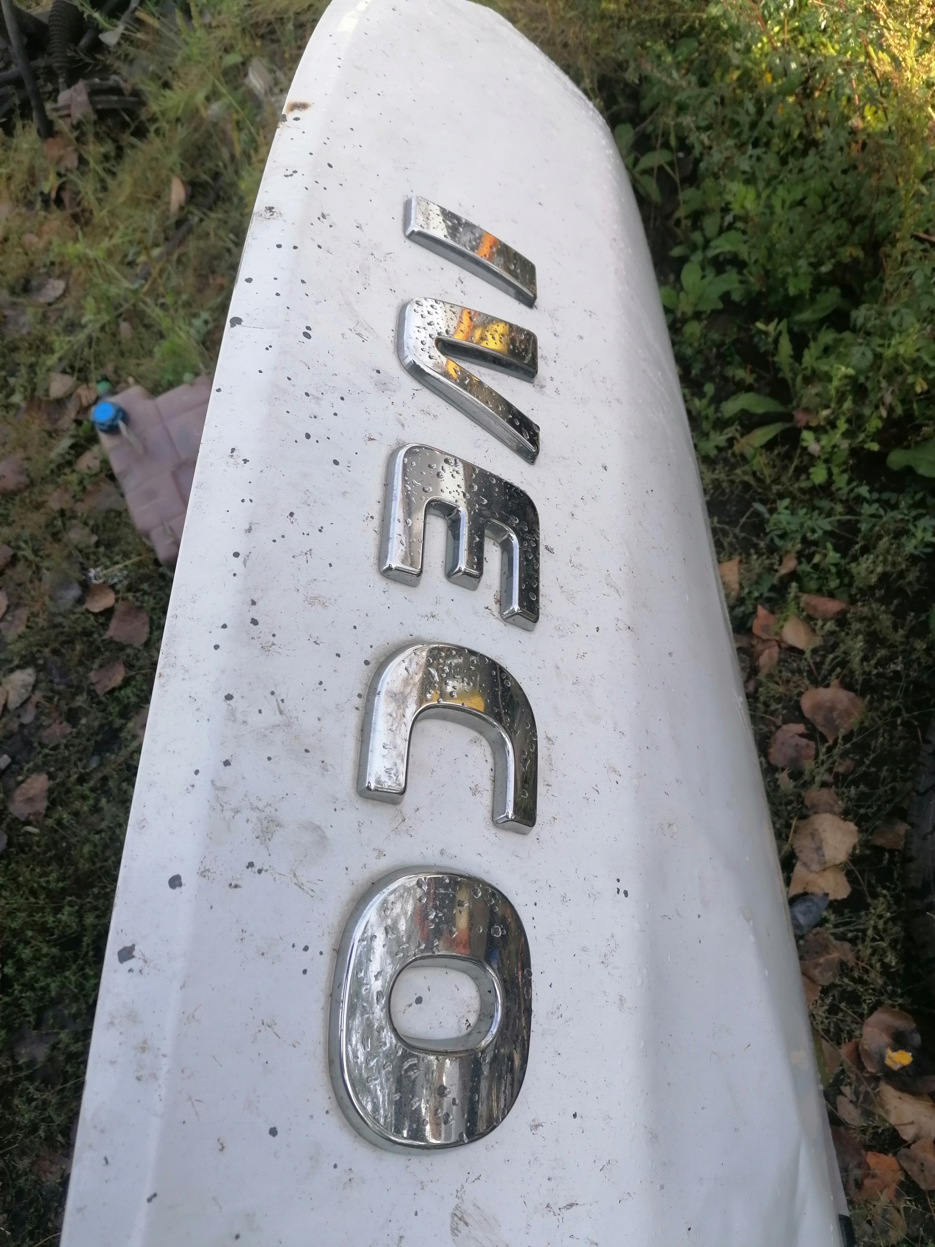 IVECO DAILY VI 14- EMBLEMAT NAPIS NA MASKĘ IVECO