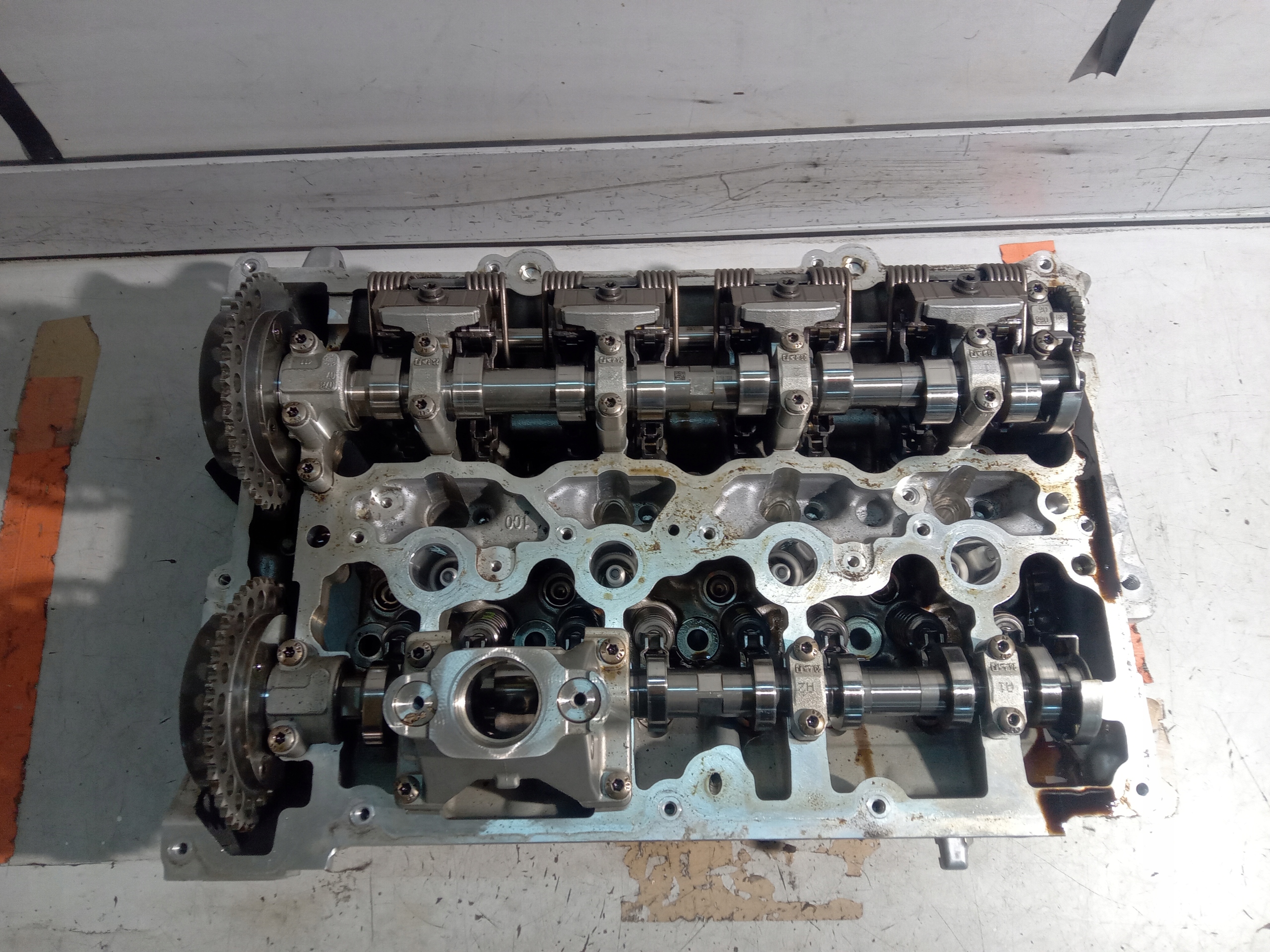 BMW 1 F40 GŁOWICA WAŁKI 2.0 TB B48A20E