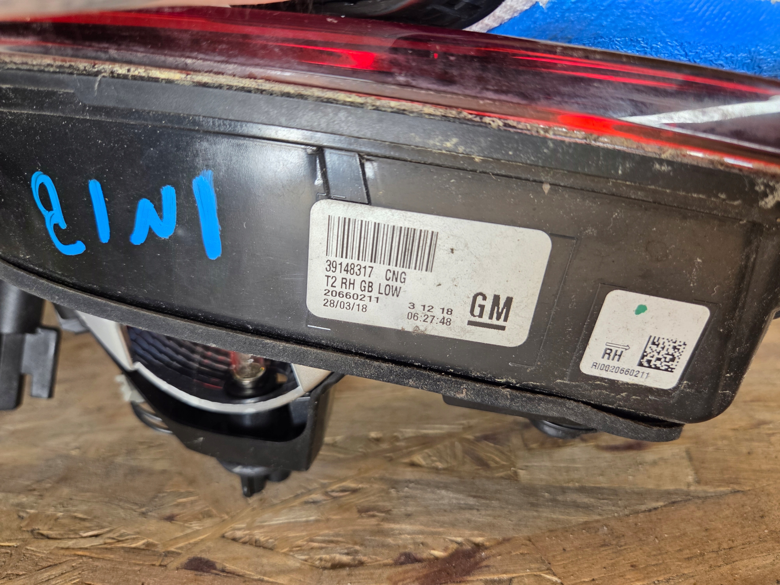 right light bonnet boot OPEL INSIGNIA B 39148317