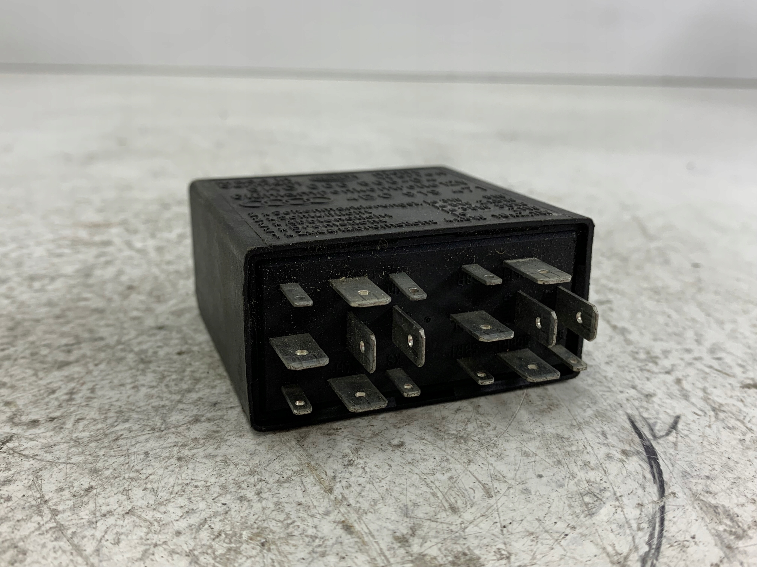 AUDI A6 C5 relè luci 4B0919471A 387