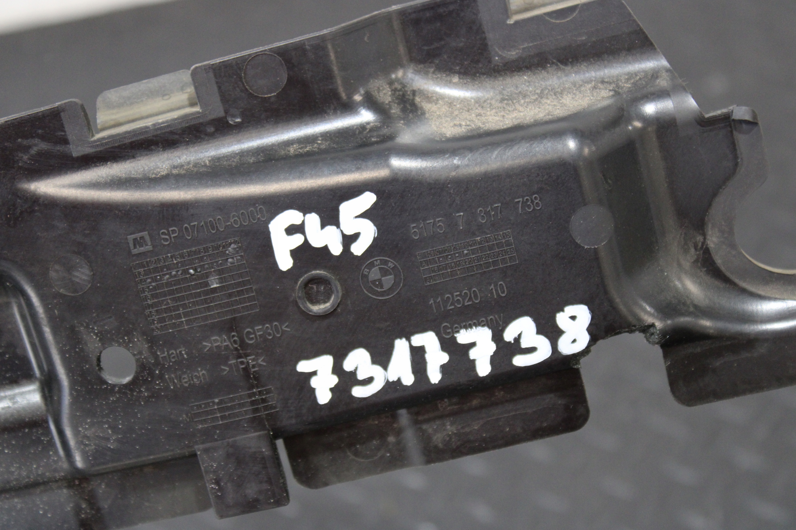 Blende Abdeckung wärmblech BMW 2 F45 ACTIVE TOURER 7317738