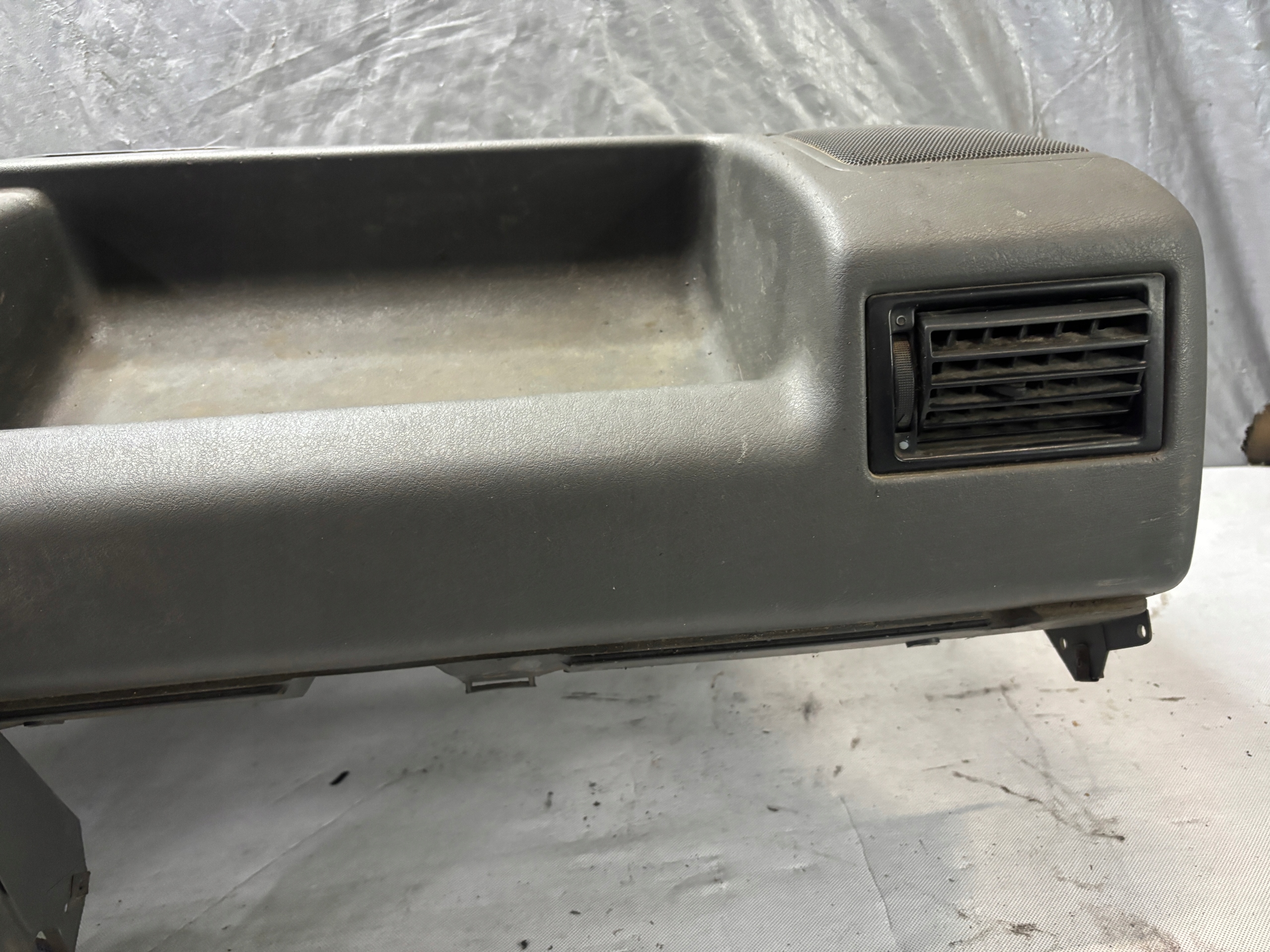 dashboard instrument panel Volkswagen T4 701857007ABC