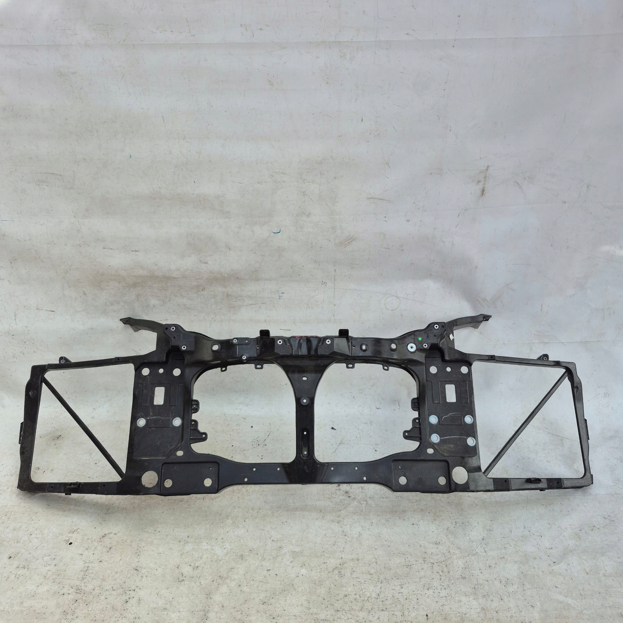 TESLA S LIFT 16- support panel for radiators pillar 1061950-00-E