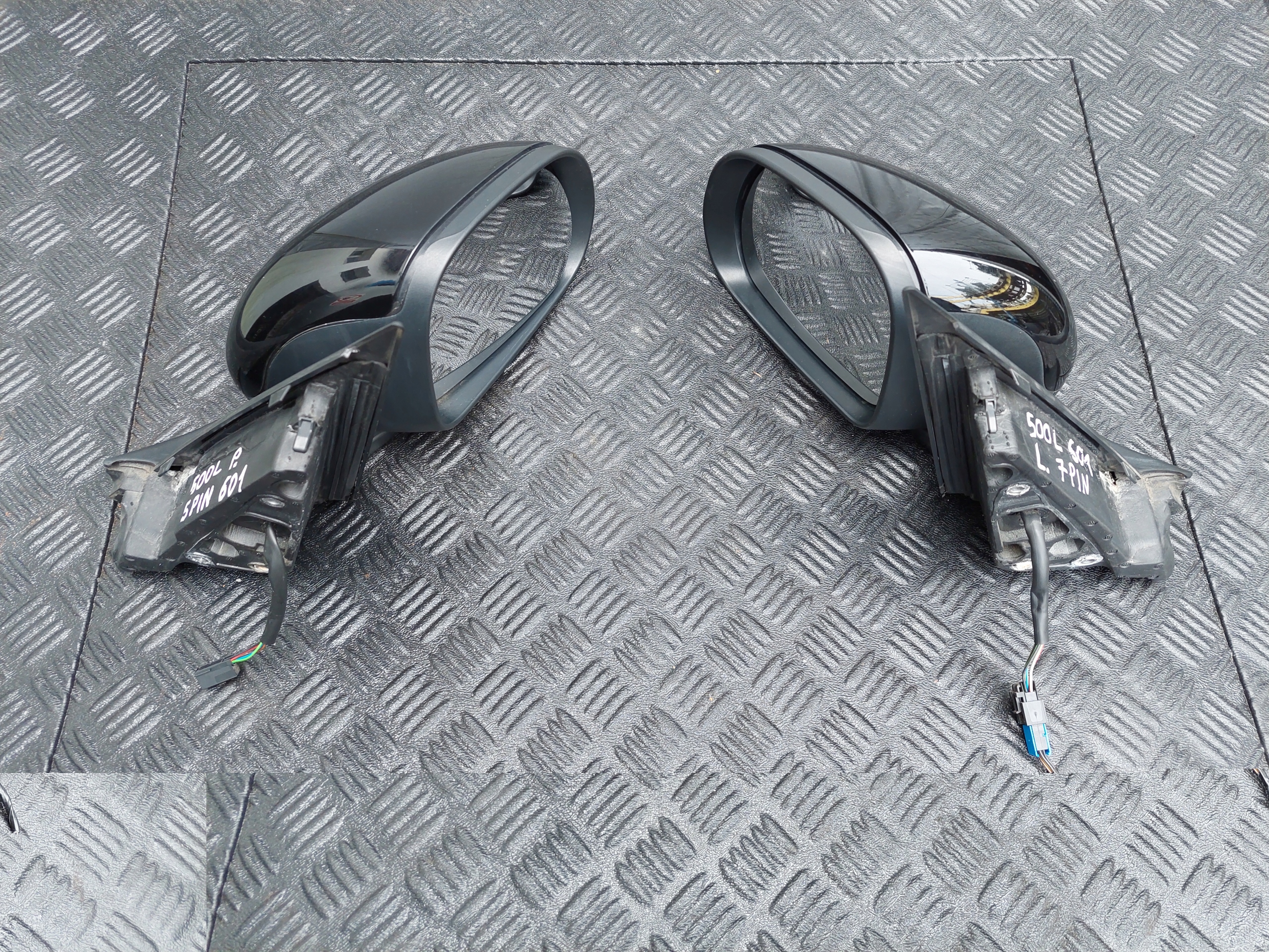 mirror 7PIN left right 5PIN FIAT 500L