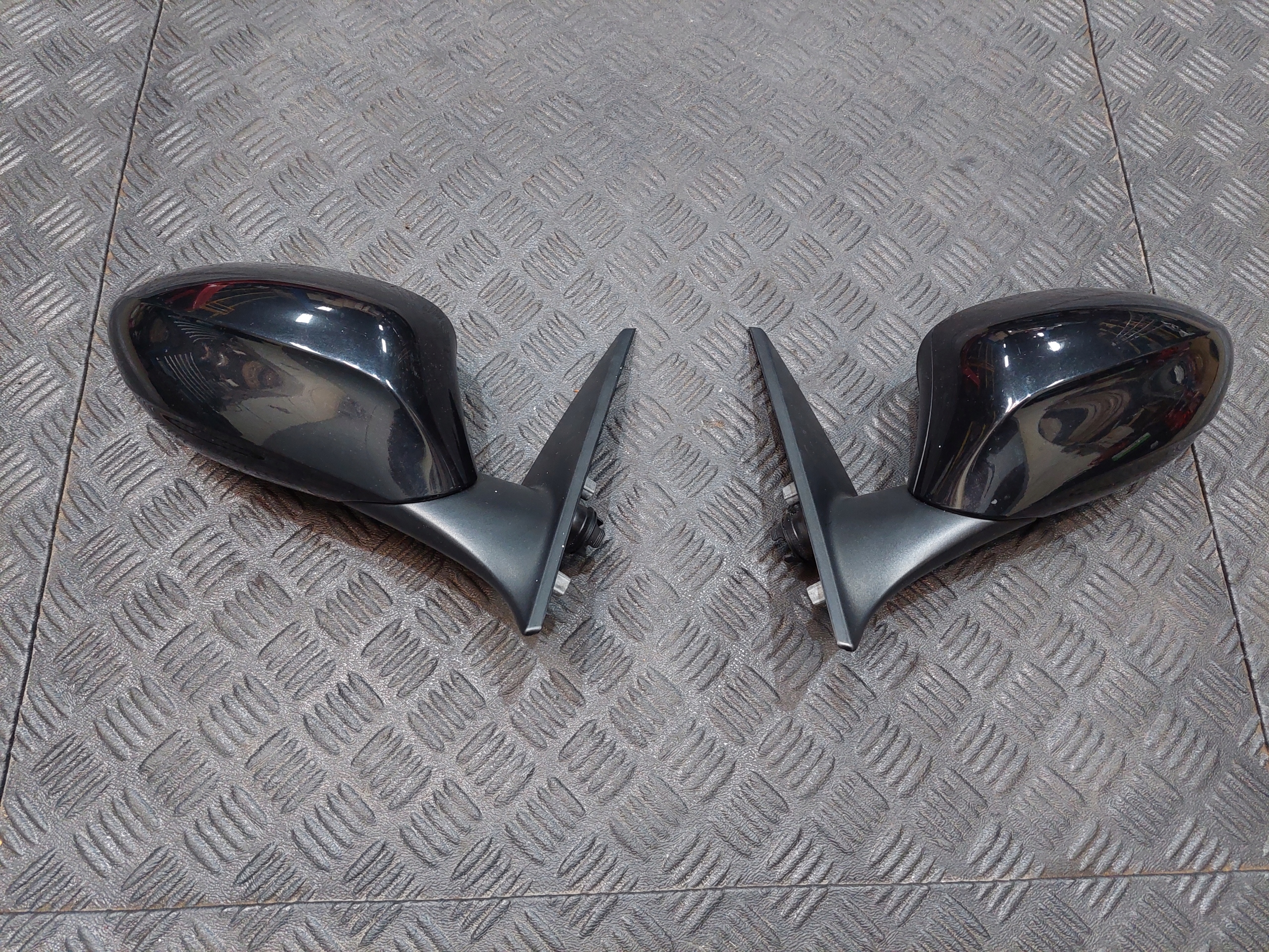 ЗЕРКАЛО ZEWNETRZNE ПРАВЕ СЛЕВАpin BMW Z4 E89 475