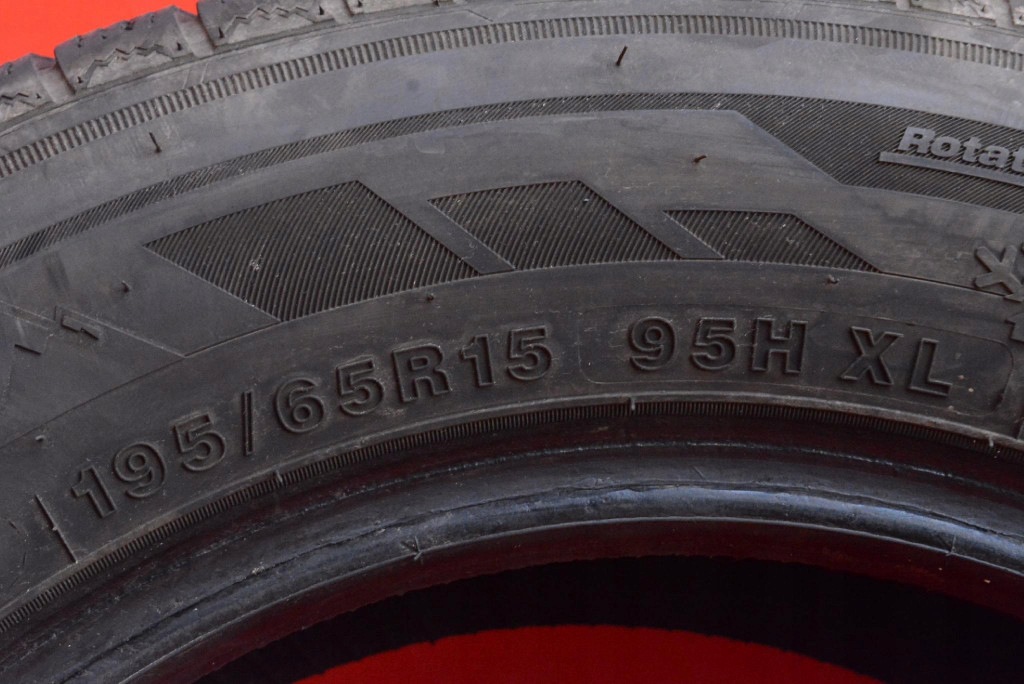tyre tyres 2 pcs ZEETEX winter 195/65/15 25R