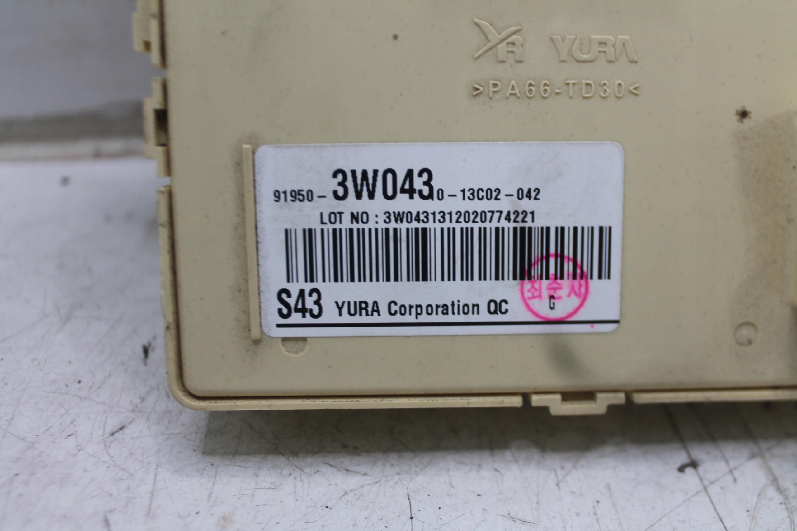module control unit BCM 91950-3W043 KIA SPORTAGE III 10-15