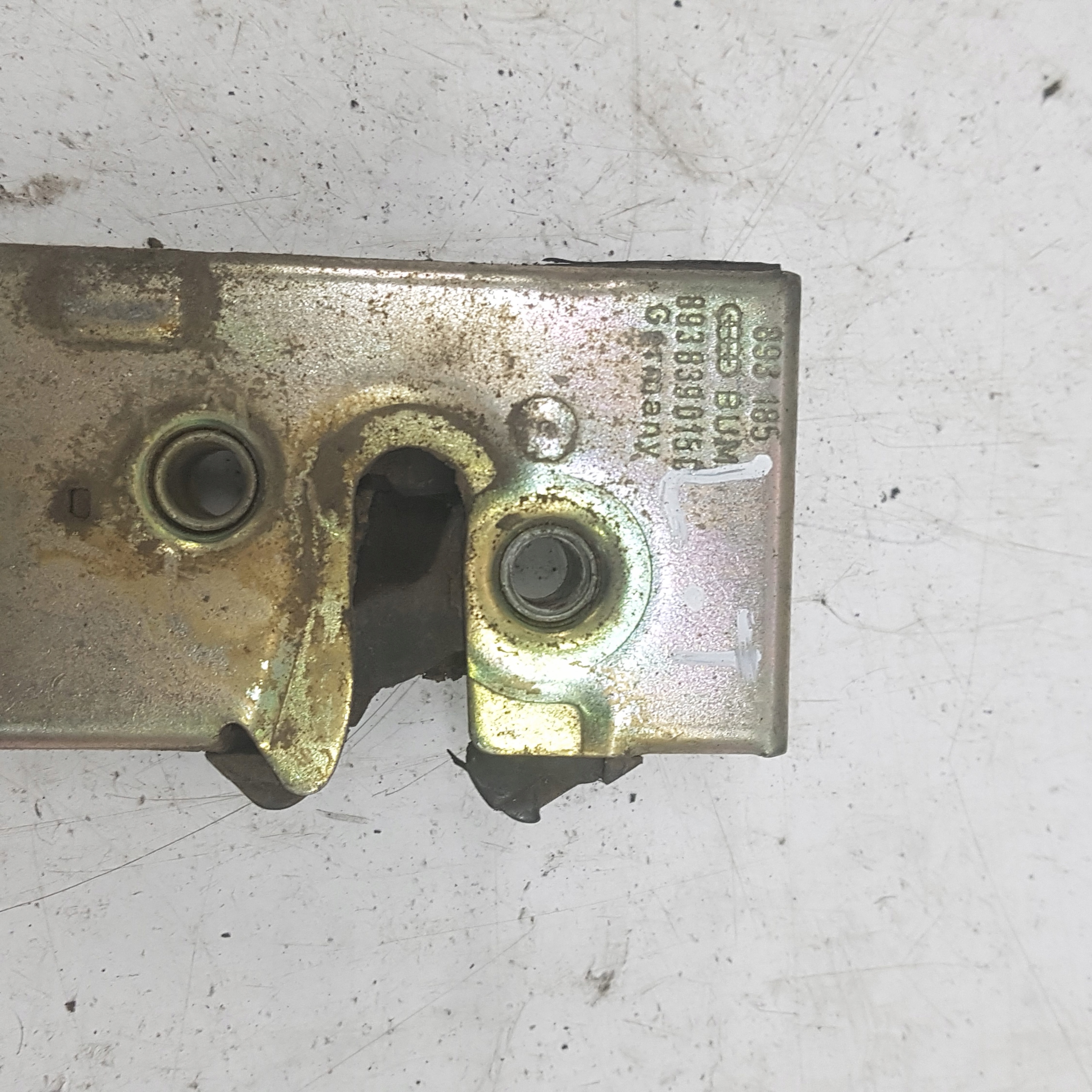 lock door left rear part rear AUDI 80 B3 893839015C