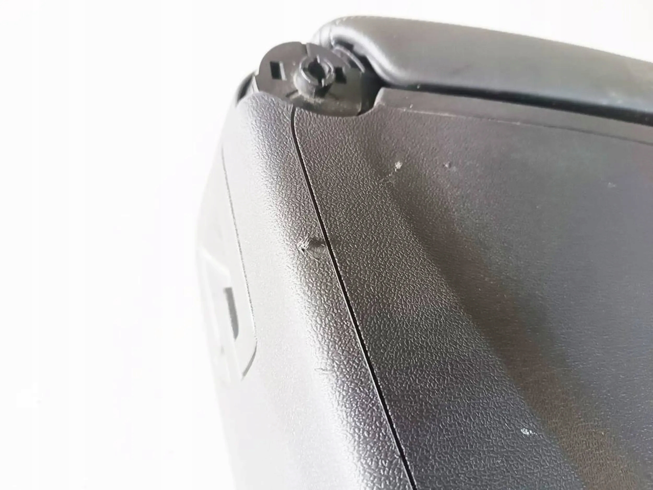 renault GRAND SCENIC III 2011r тунель средний