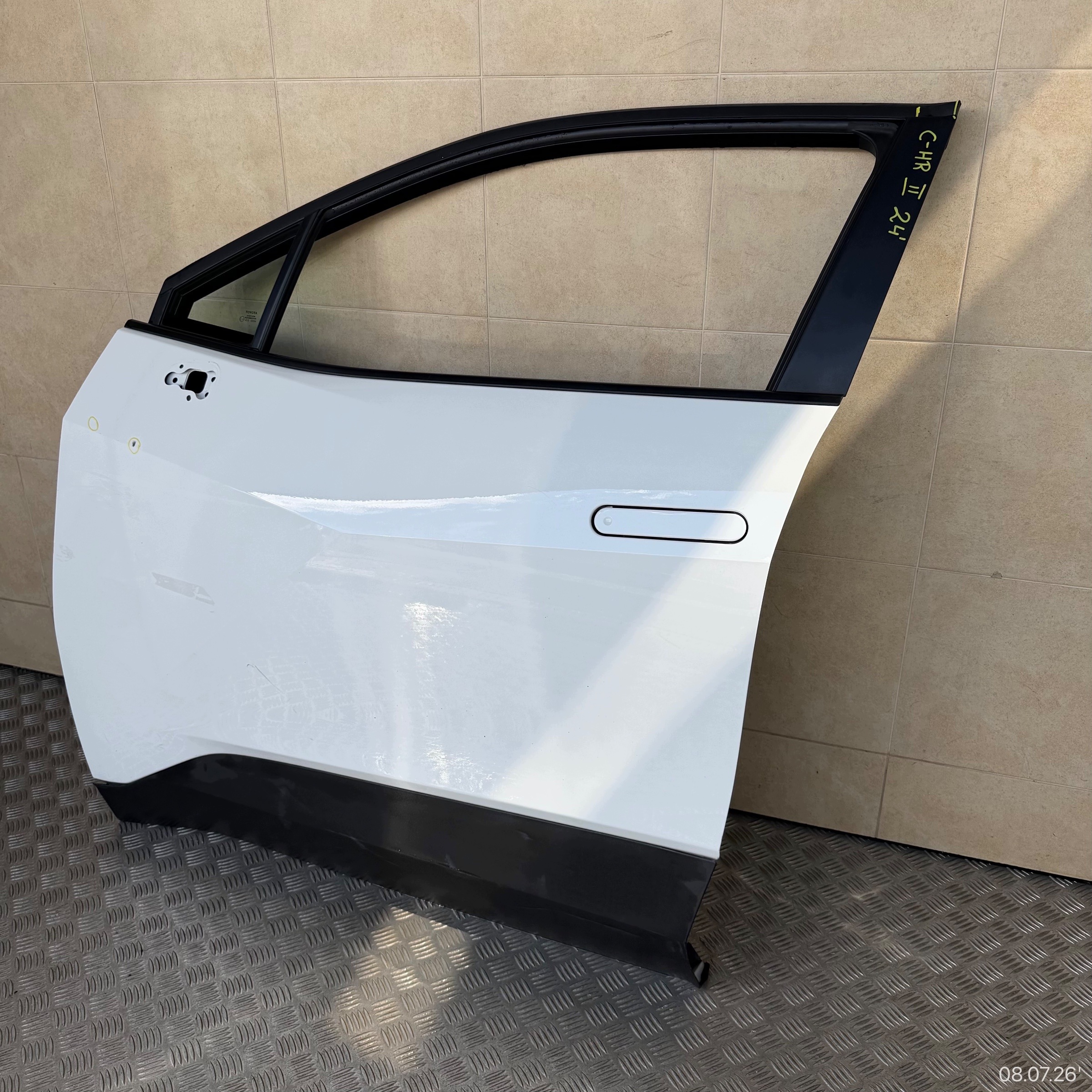 door complete front left TOYOTA C-HR II 2024 ROK